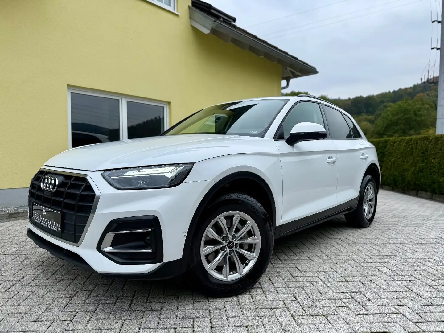 Audi Q5 40 TDI quattro Virtual-ACC-AHK-LED-B&O-360° Weiß - 2