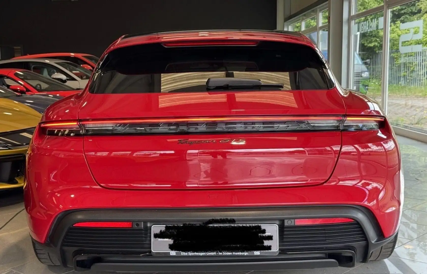 Porsche Taycan GTS - 2