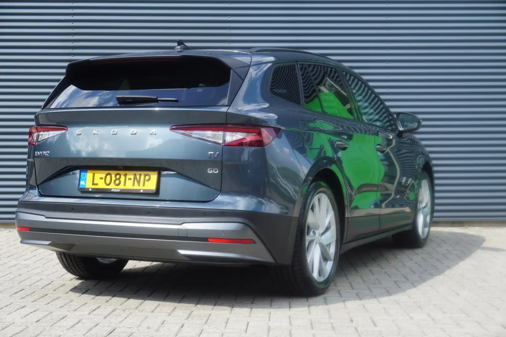 Skoda Enyaq 60 180pk First Edition | Stuur/Stoelverwarming | A Gris - 2