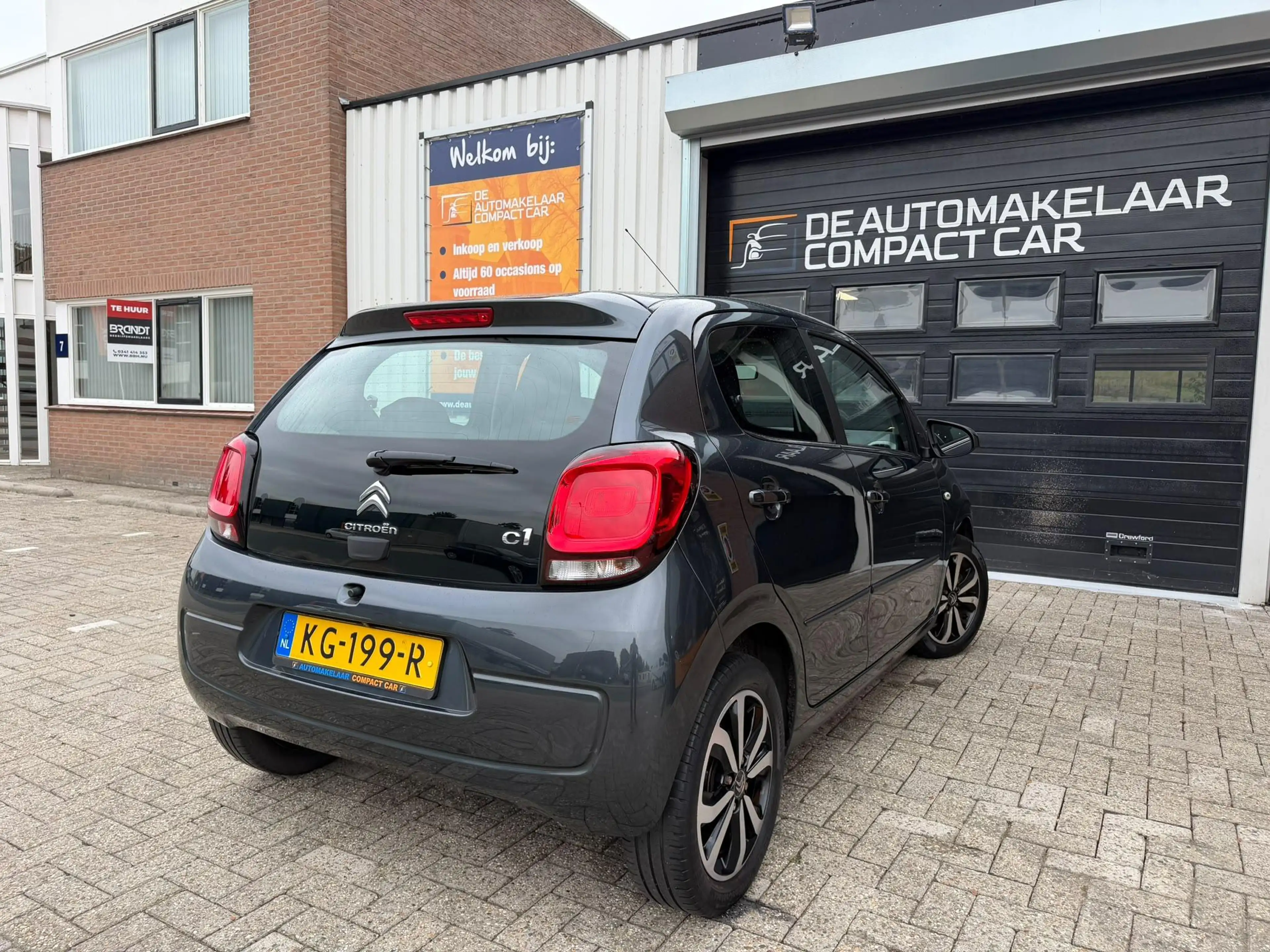 Citroen C1 1.0 VTi Shine | AUTOMAAT | 1E EIGENAAR | NAVI | CA — photo 5