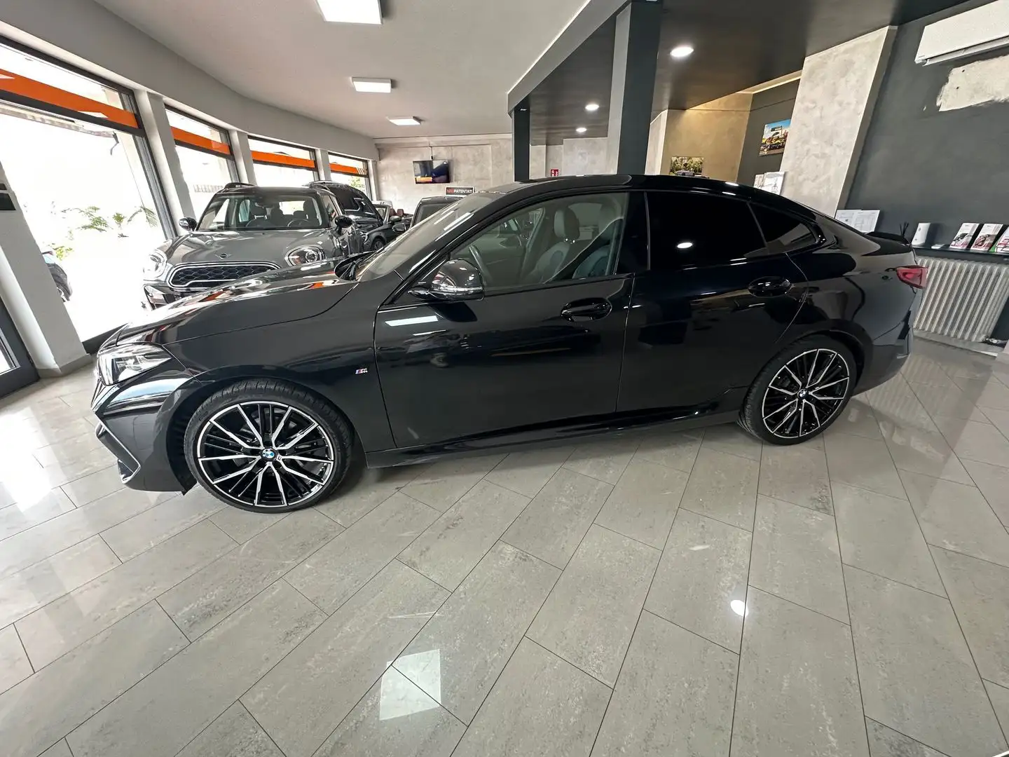 BMW 218 218 D Gran Coupè M Sport Nero - 2