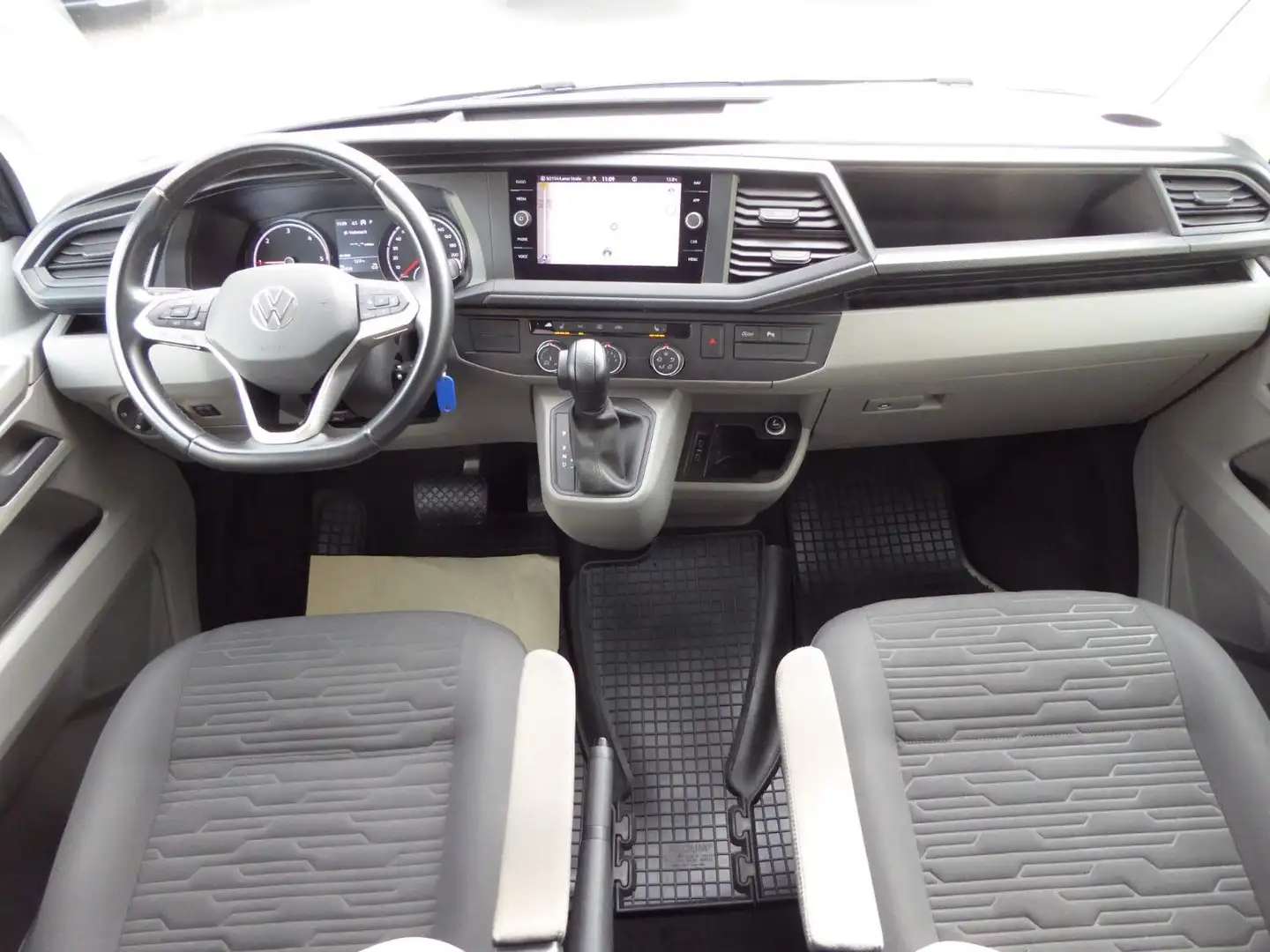Volkswagen T6 Caravelle T6.1 Caravelle 2.0 TDI DSG CL Navi|SHz|MFL|GRA Blau - 2