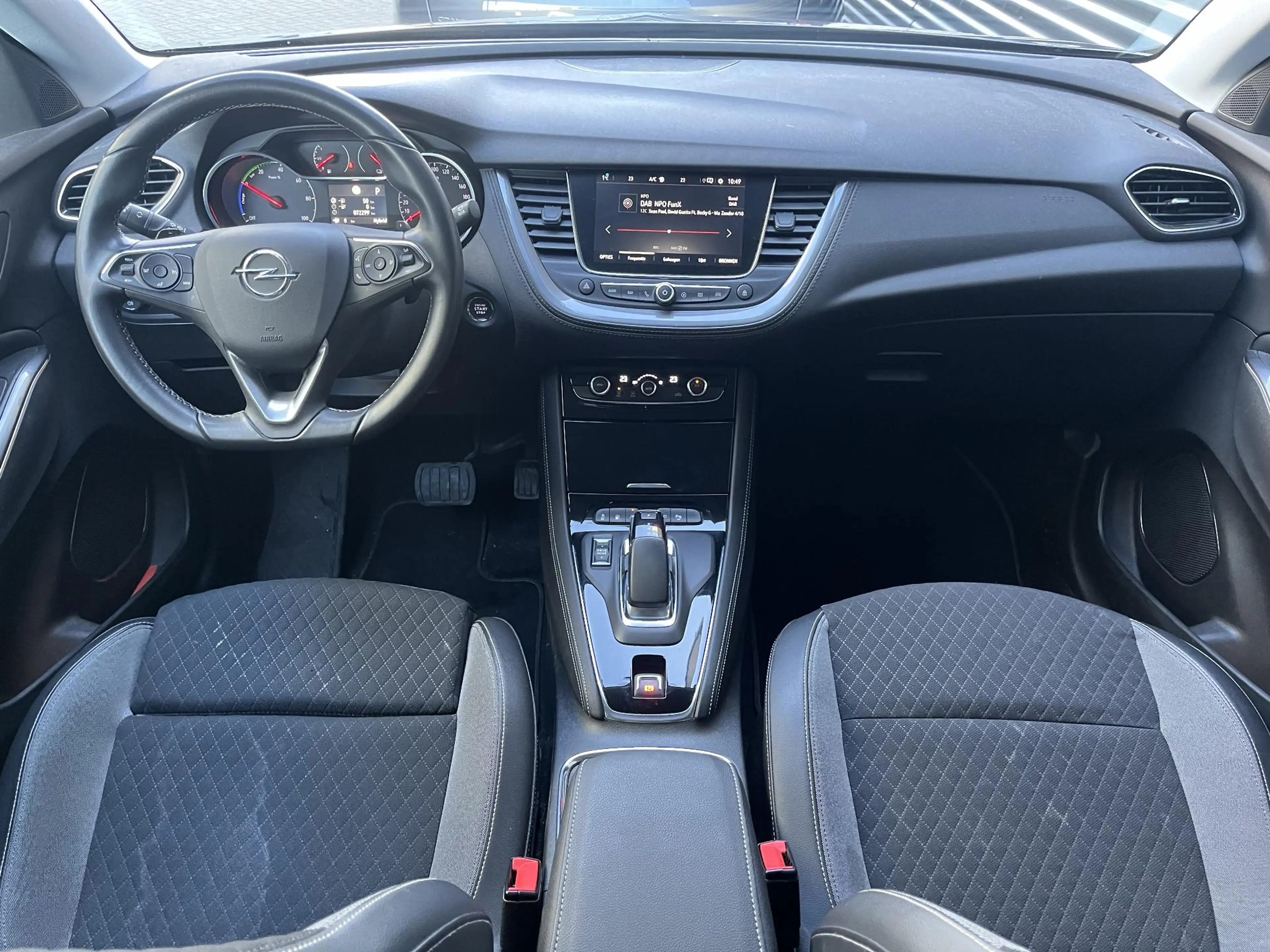 Opel Grandland X Innovation+ 1.6 PHEV 225pk Hybrid e-EAT8 | AGR-STO — photo 10