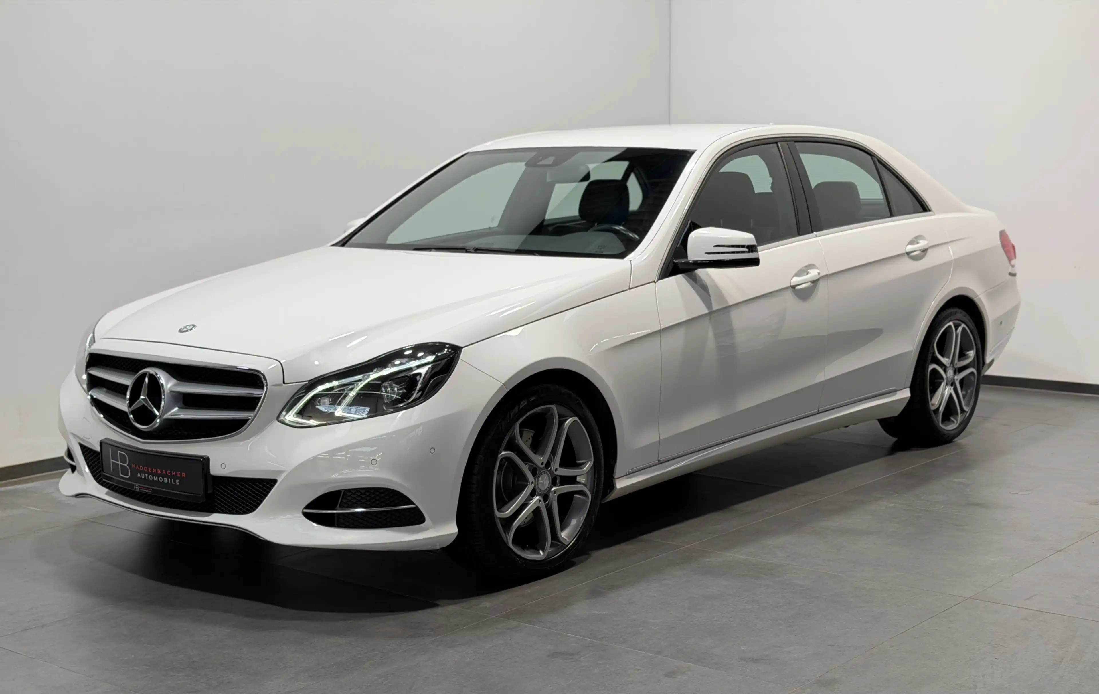 Mercedes-Benz E 220 CDI Limousine BlueEfficiency *SHZ*LED*Navi