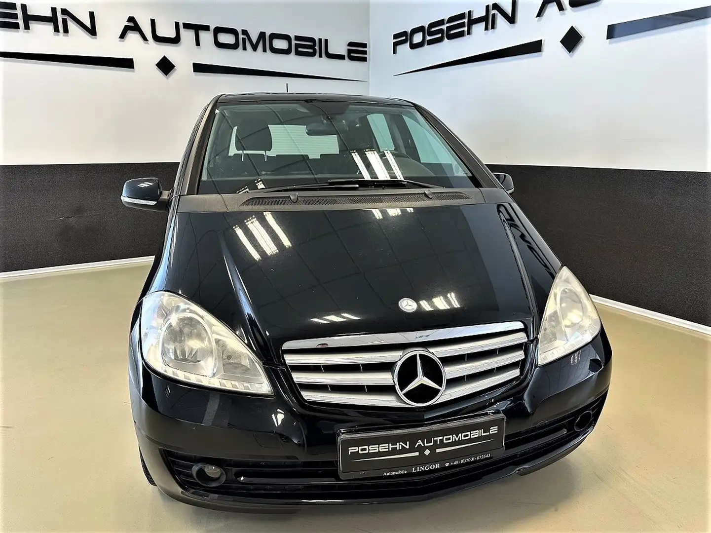 Mercedes-Benz A 180 Automatik Tüv 02/2027 Noir - 2