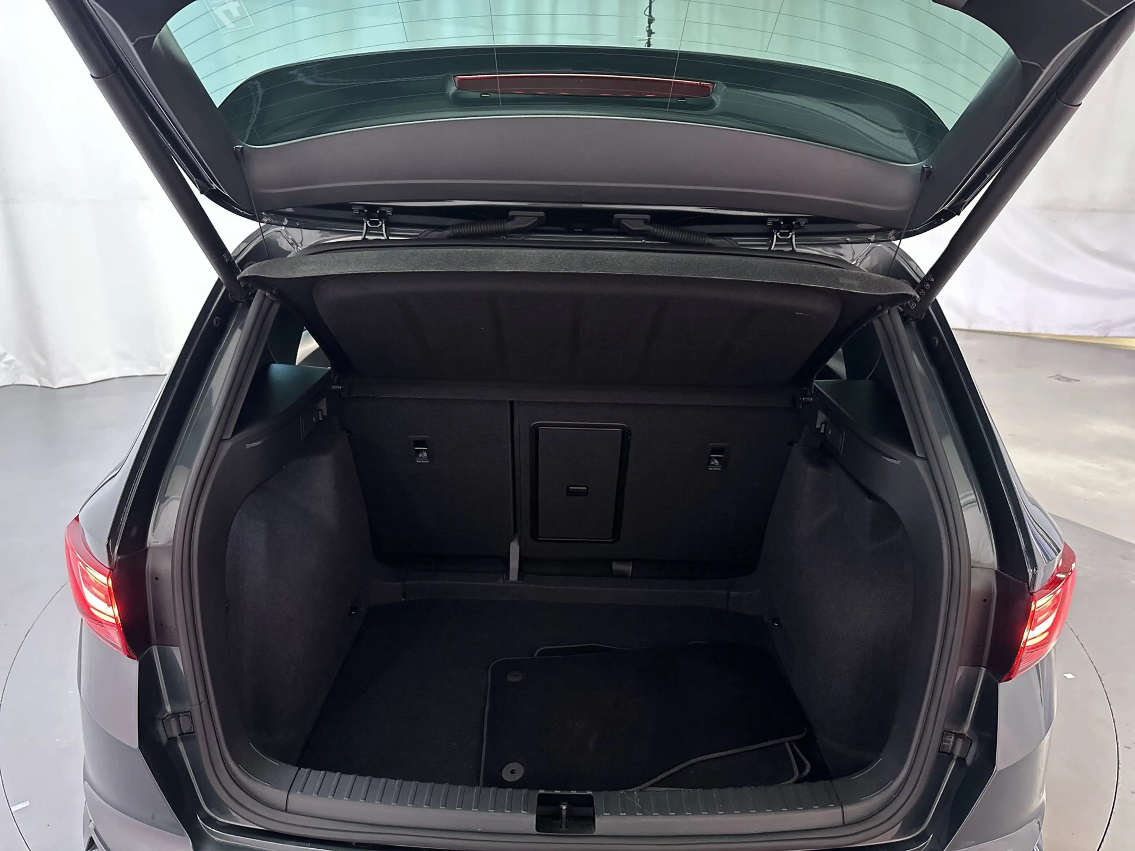 SEAT Ateca 1.5 TSI 150pk DSG FR Business Intense LED Stoelver — photo 9
