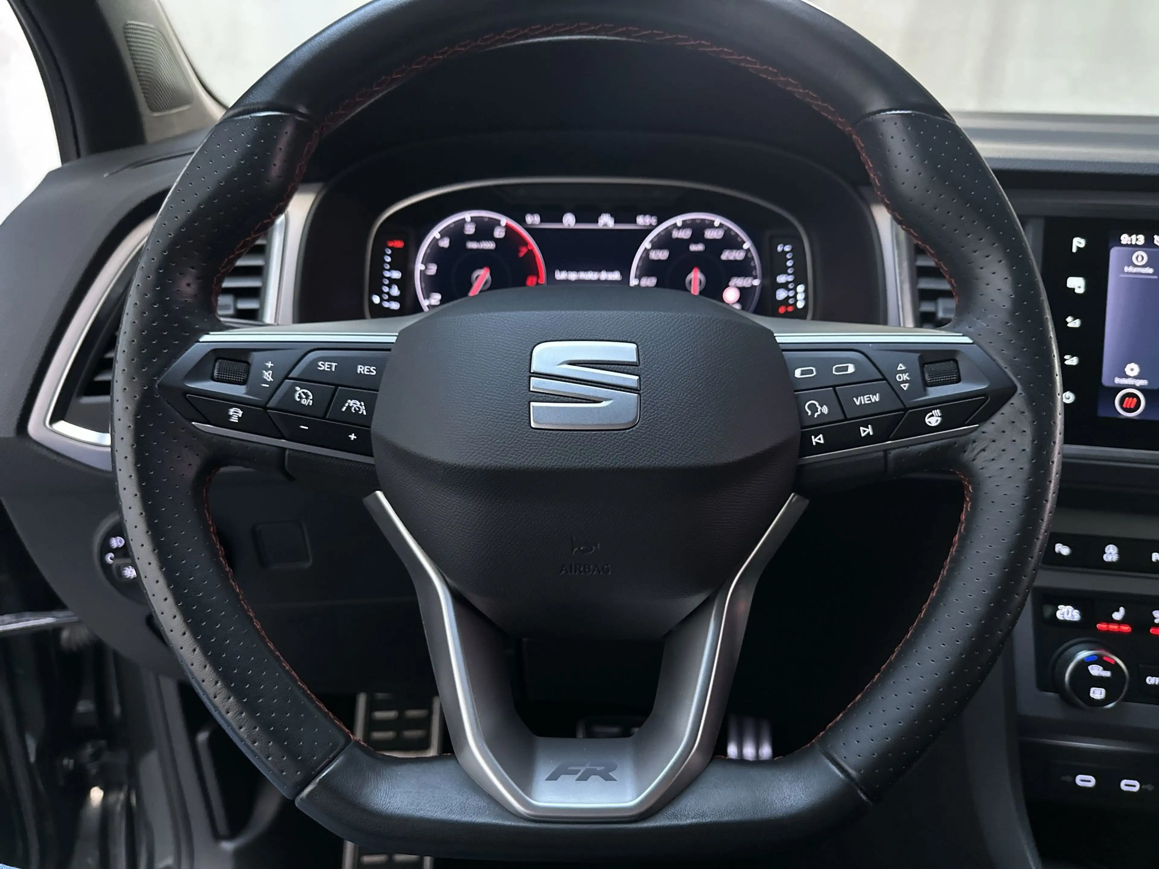 SEAT Ateca 1.5 TSI 150pk DSG FR Business Intense LED Stoelver — photo 7