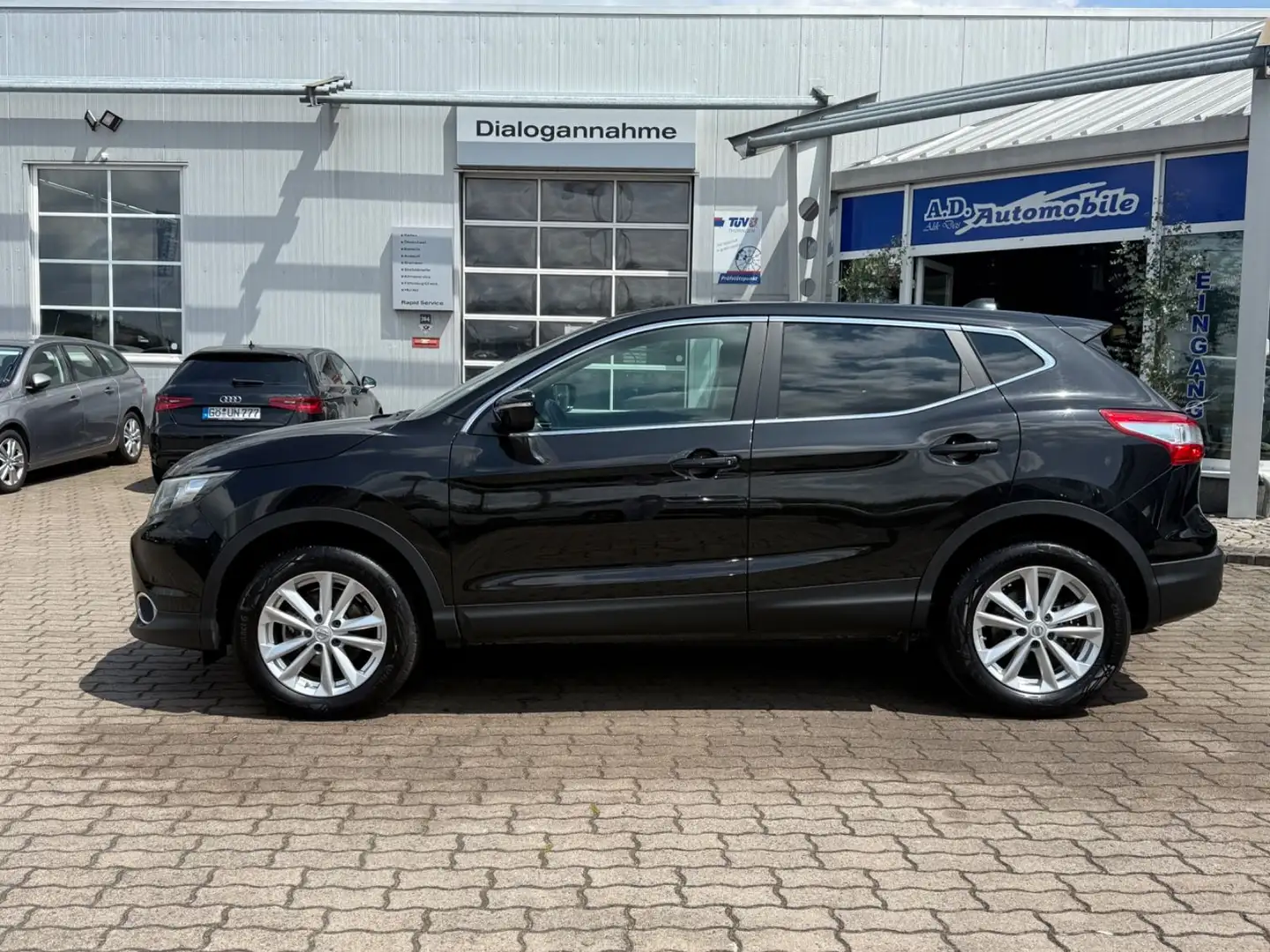 Nissan Qashqai Acenta /Kamera/Navi Schwarz - 2