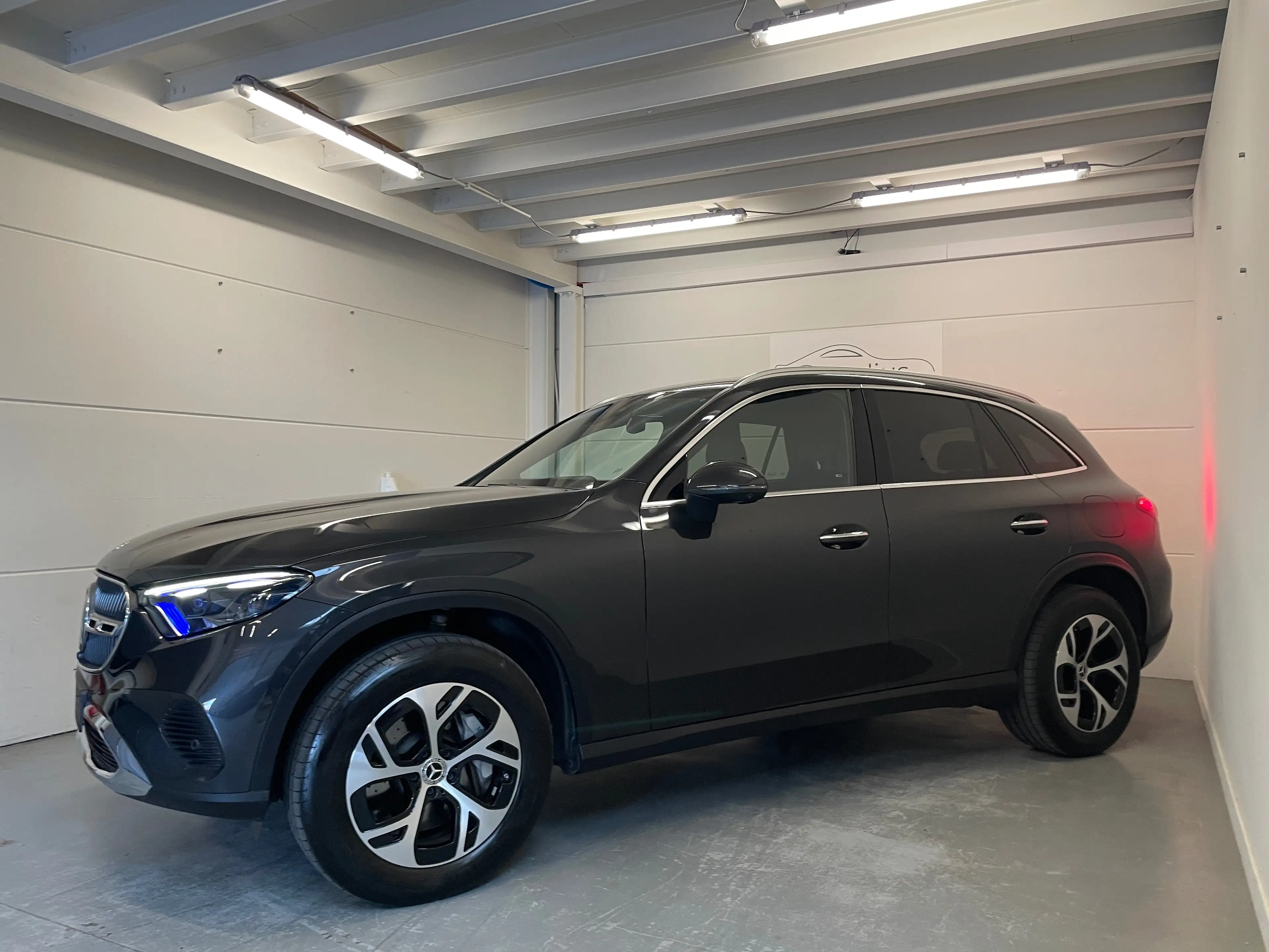 Mercedes-Benz GLC 300 GLC 300 e PHEV Luxury Line (230 kW) Luxury Line — photo 5