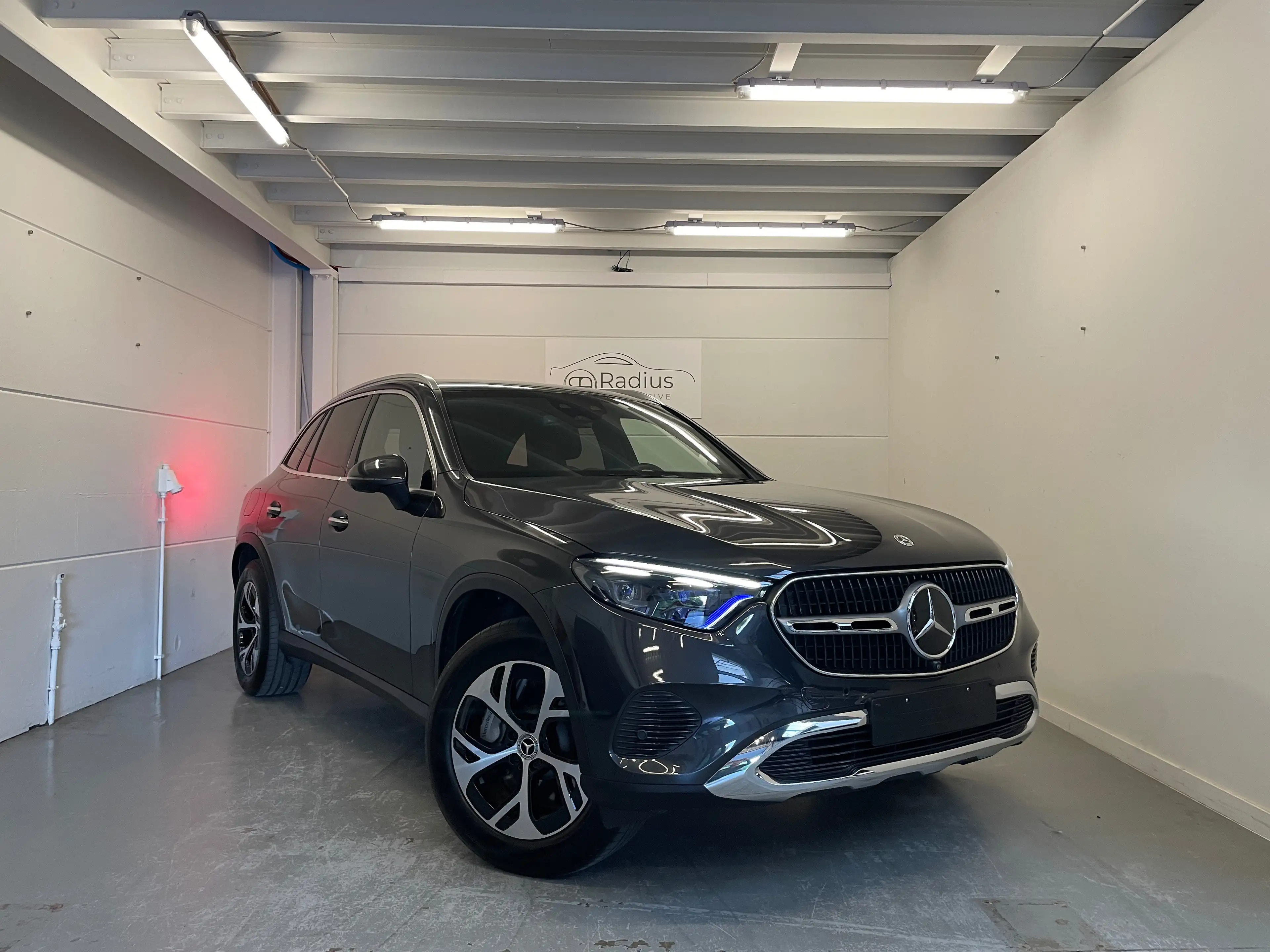 Mercedes-Benz GLC 300 GLC 300 e PHEV Luxury Line (230 kW) Luxury Line — photo 2