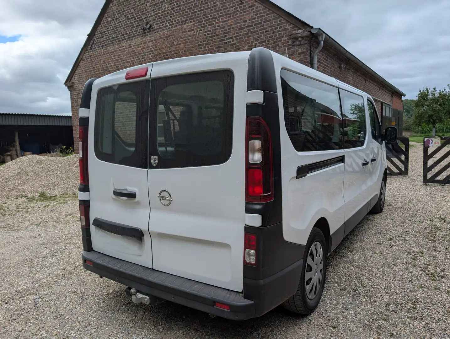 Opel Vivaro Vivaro 1.6 D L2H1 S Weiß - 2
