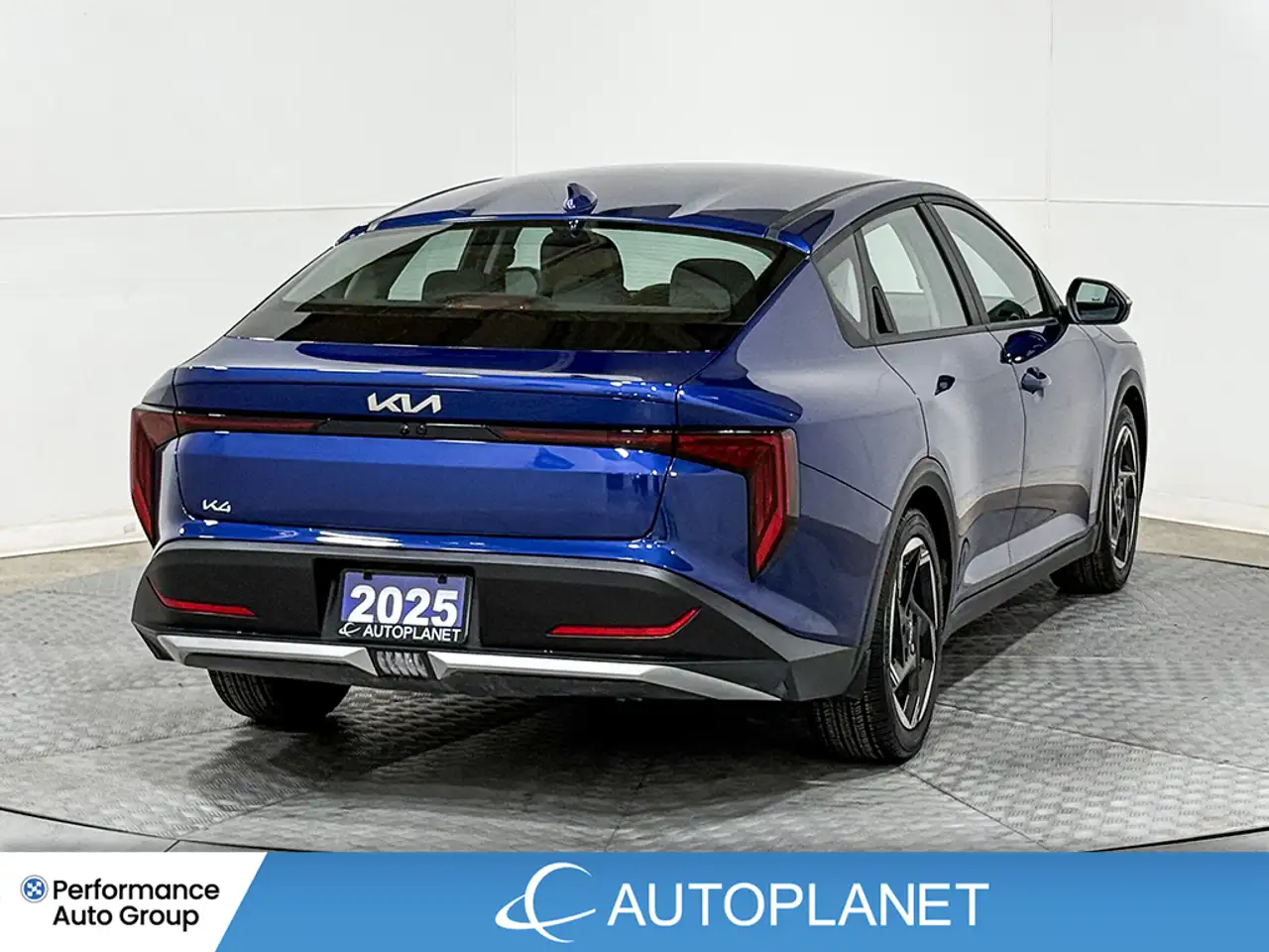 Kia K4 fotografie Kia K4