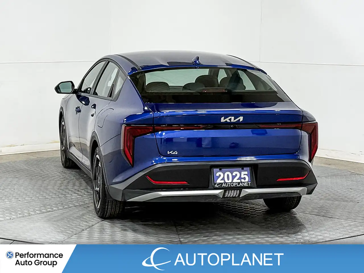 Kia K4 fotografie Kia K4