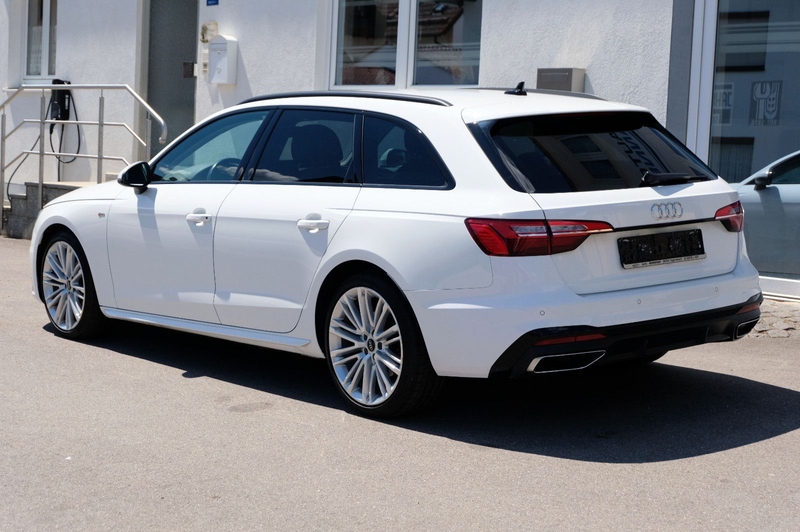 Audi A4 35 TDI S tronic S line Avant — photo 8