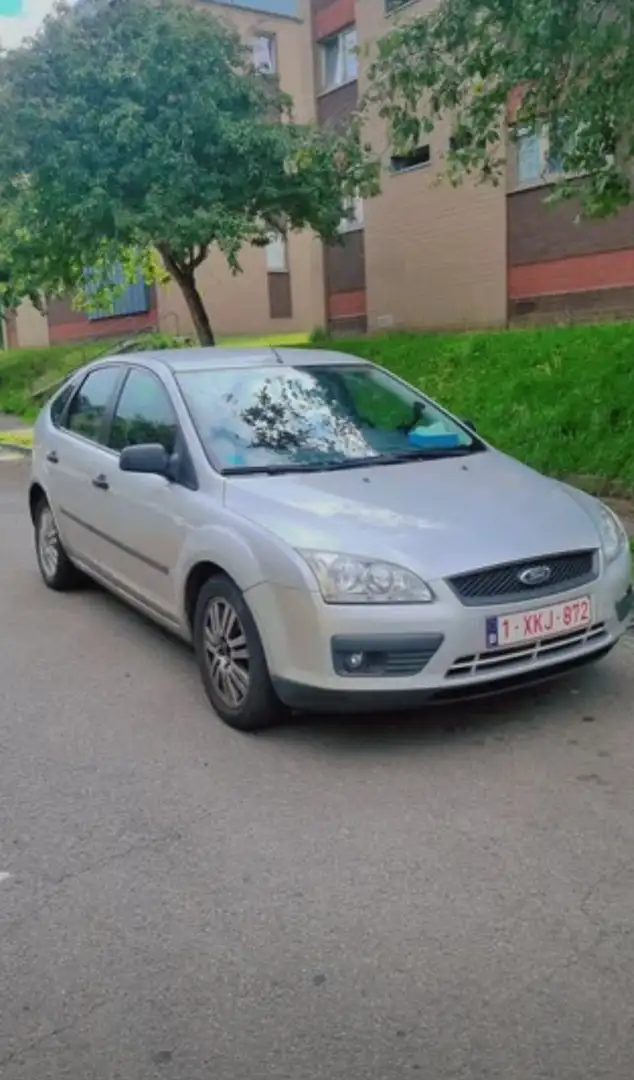 Ford Focus 1.6 TDCi 90 Ambiente - 2