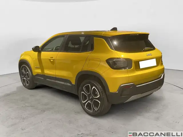 Jeep Avenger view 2
