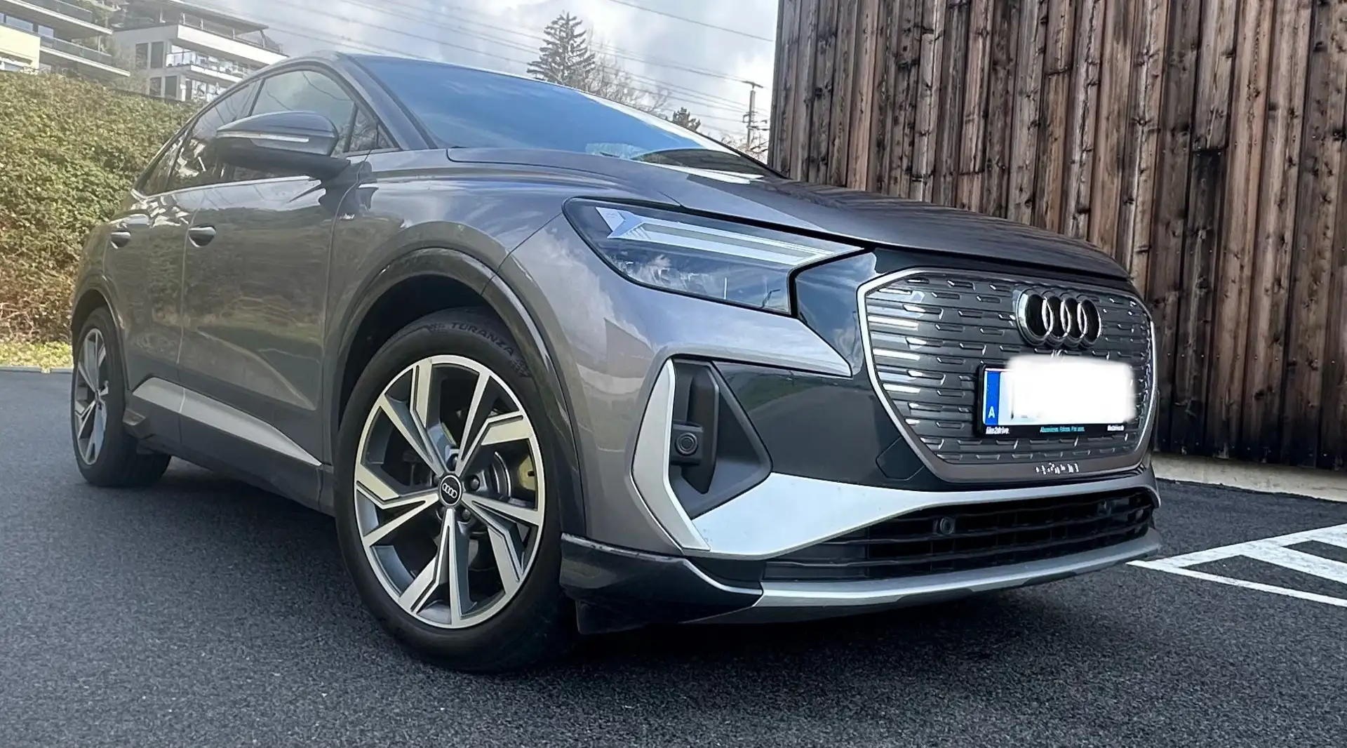 Audi Q4 e-tron Sportback SB 35 S-Line Sonos 20" Garantie Grau - 1