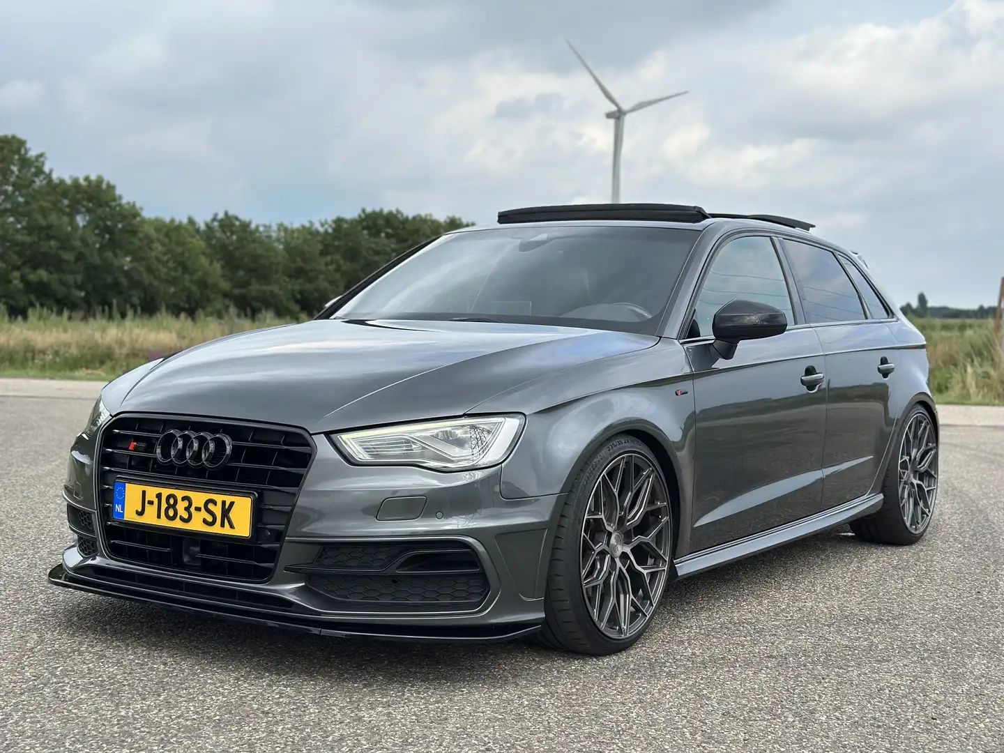 Audi A3 Audi A3 / ”S3” 325PK AUT QUATTRO PANO 3xS-line Grijs - 1