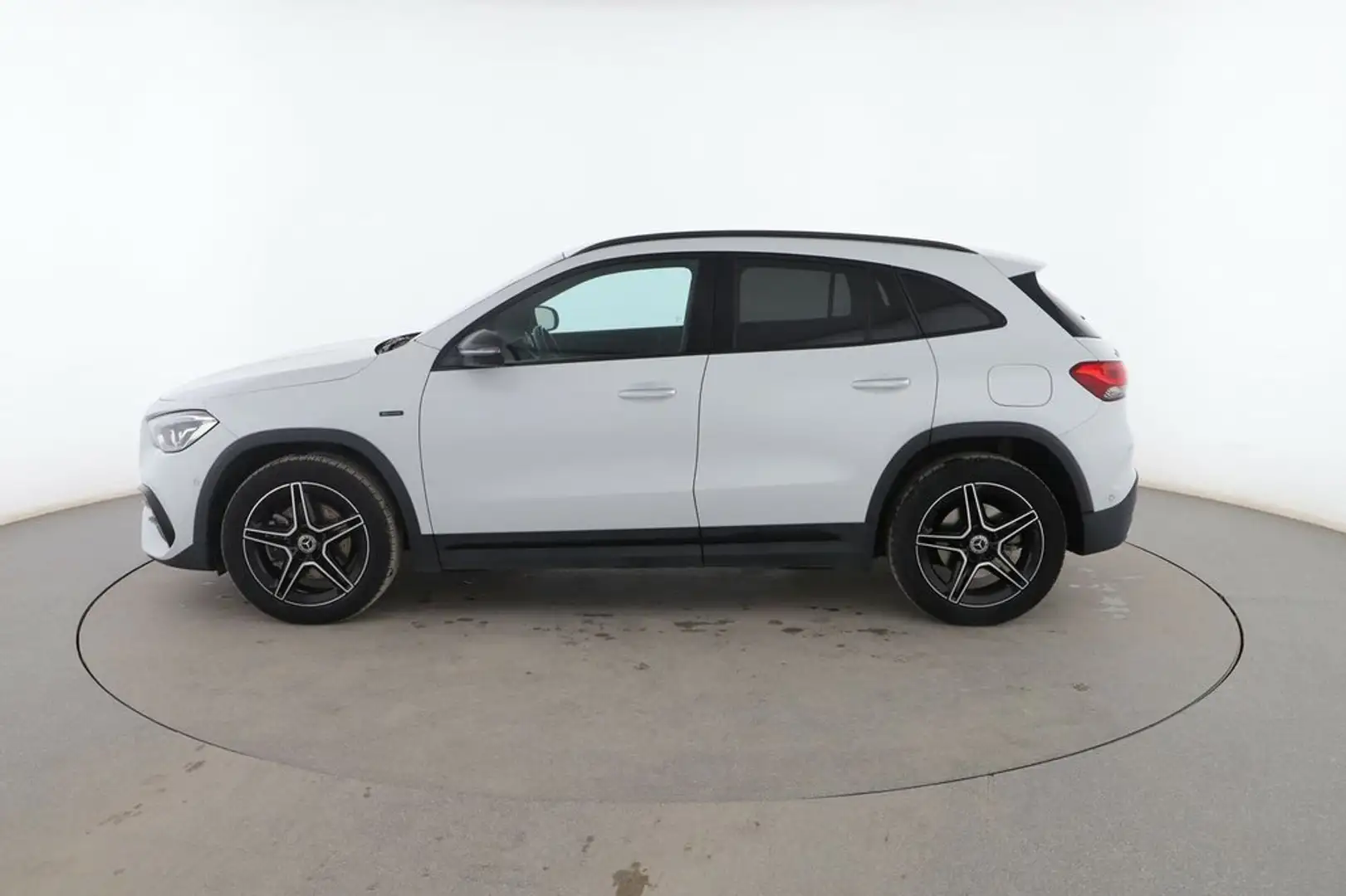 Mercedes-Benz GLA 45 AMG 250e Line Alb - 2