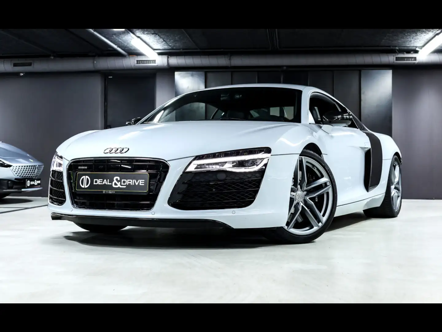 Audi R8 COUPE V8 4.2 FSI QUATTRO S-TRONIC°SUZUKAGRAU°KAM Grau - 1