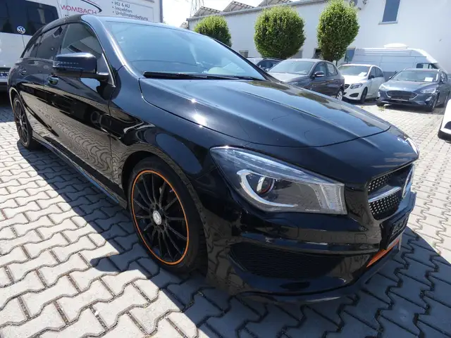 Mercedes-Benz CLA 180 180 CLA -Klasse Shooting Brake Orange Art Ed