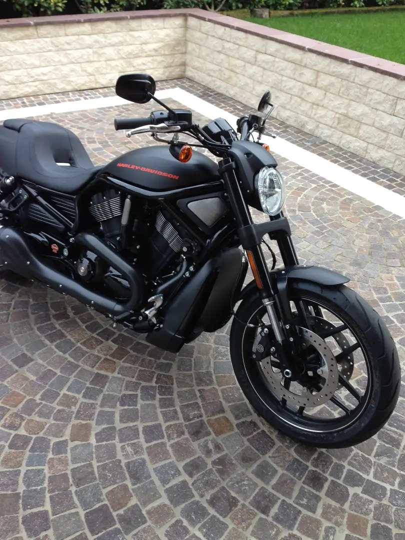 Harley-Davidson V-Rod Standard - 1