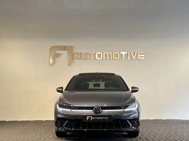 Volkswagen Polo view 2