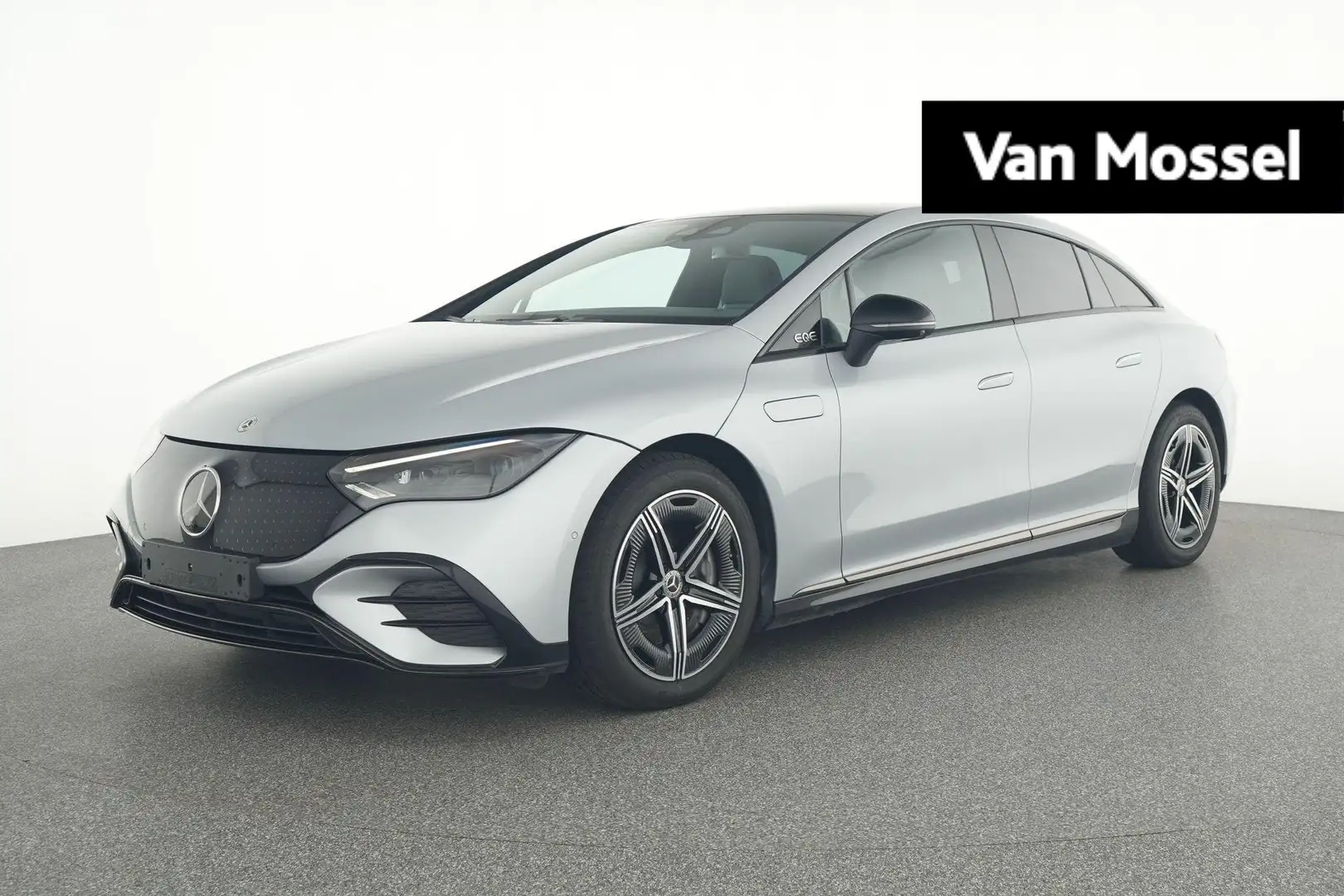 Mercedes-Benz EQE 300 AMG Line + PANO DAK + DIGITAL LIGHT + BURMESTER + Zilver - 1