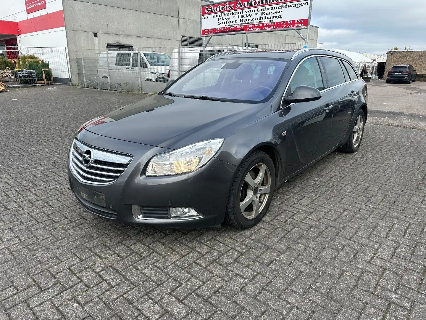 Opel Insignia Sports Tourer 2.0 CDTI Edition 118kW A Grijs - 1
