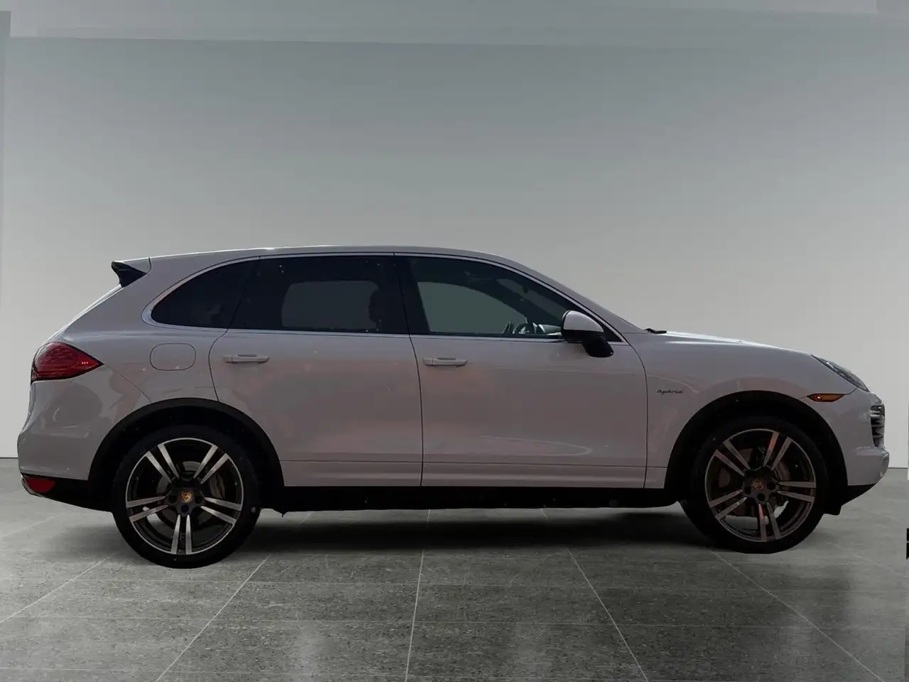 Porsche Cayenne снимка Porsche Cayenne