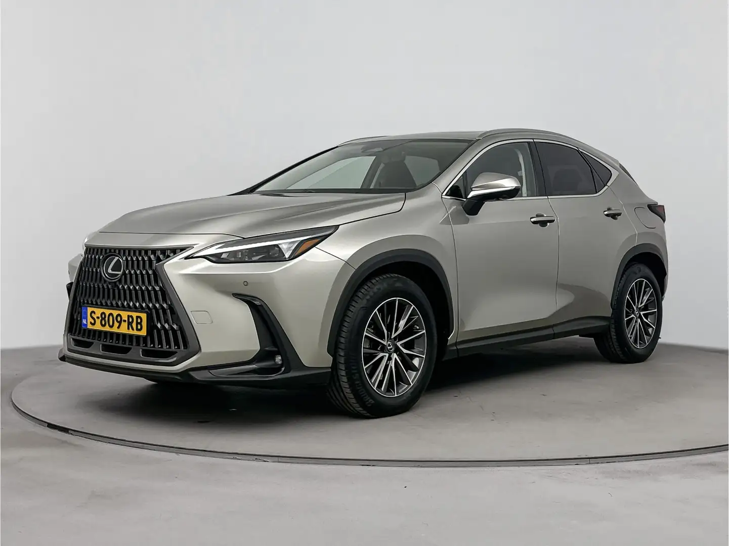Lexus NX 450h+ AWD Launch Edition | Trekhaak | Stoelgeheugen | 36 Grau - 1