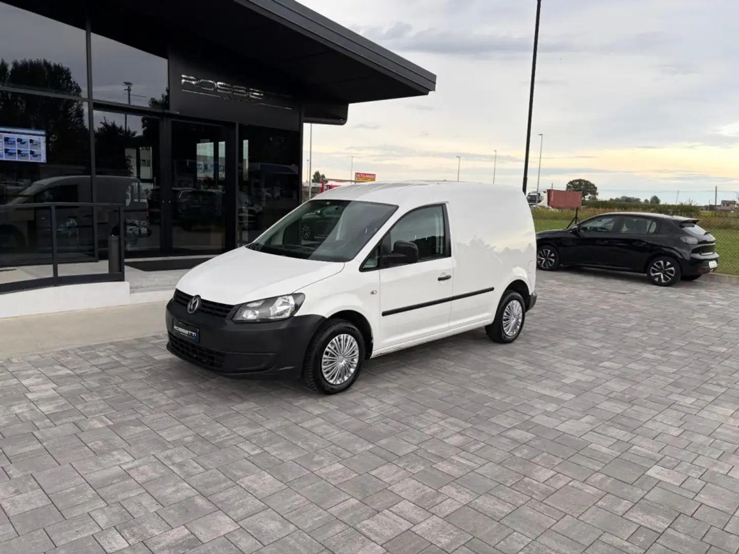 Volkswagen Caddy 2.0 Ecofuel Van Bianco - 2
