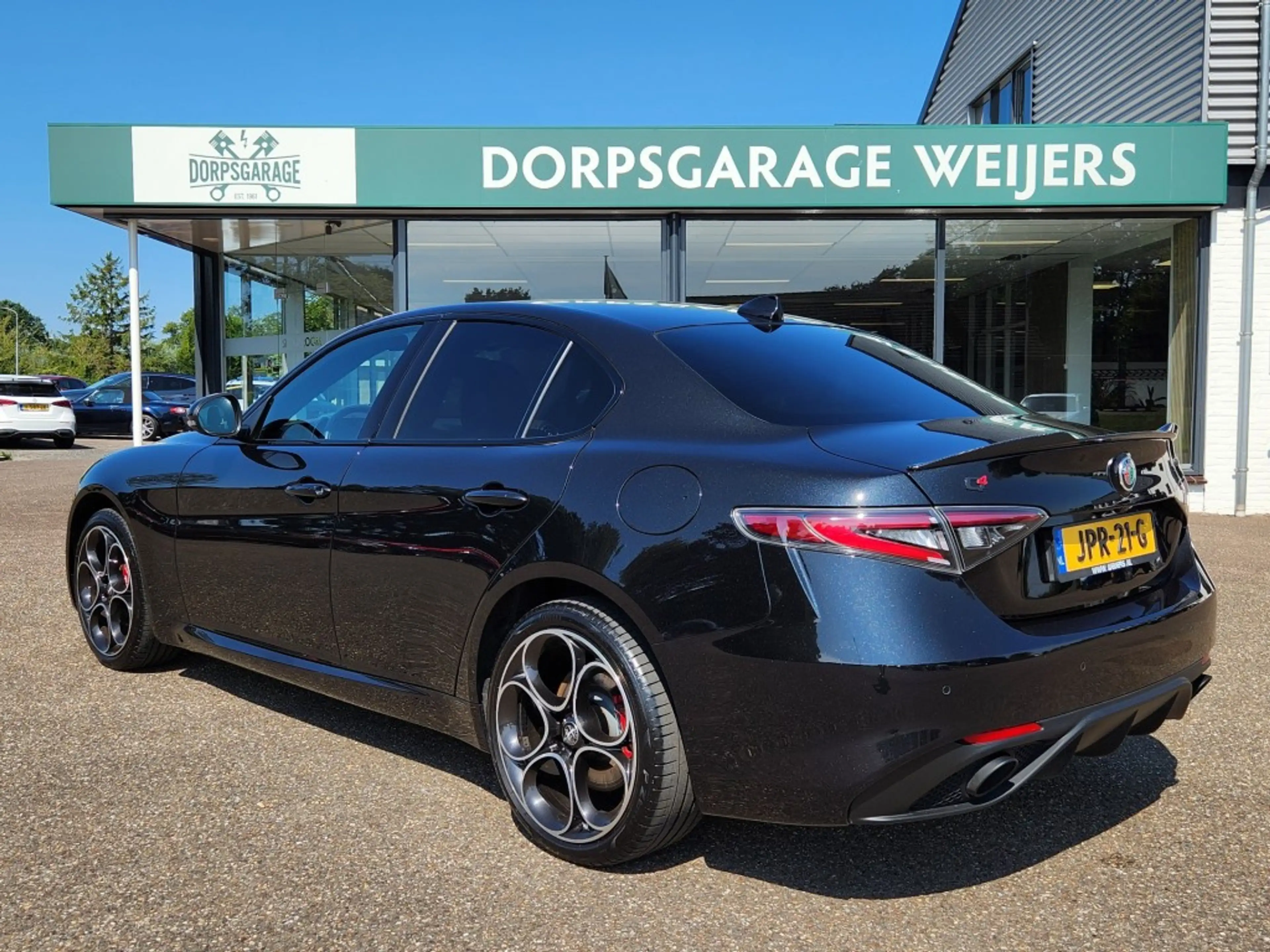 Alfa Romeo Giulia 2.0 T AWD Q4 Competizione, Leder, Adapt. Cruise, H — photo 13