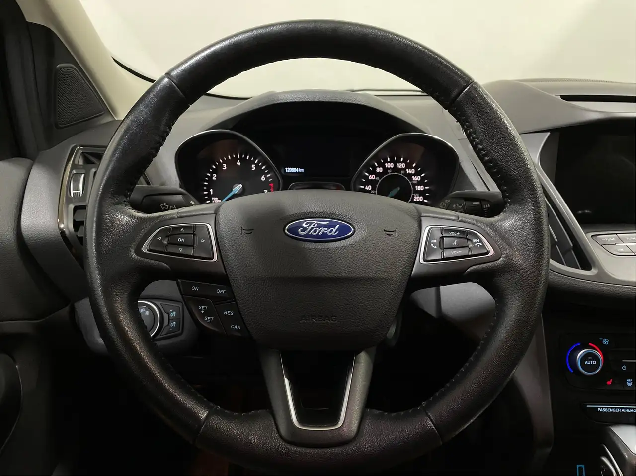 Ford Escape photo Ford Escape