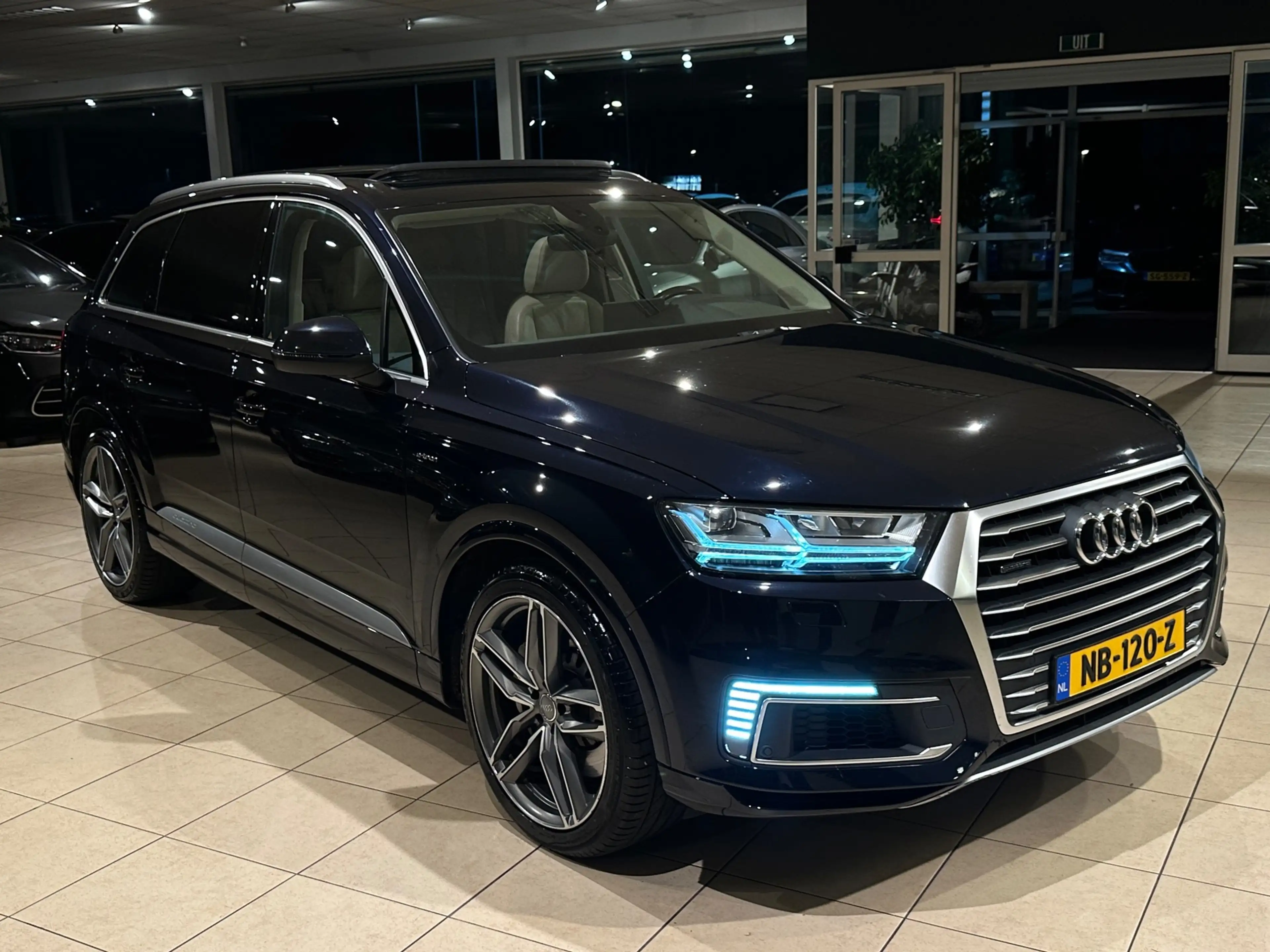 Audi Q7 e-tron 3.0 TDI Quattro/TREKHAAK/PANO/MEMORY/BOSE/TOP — photo 5