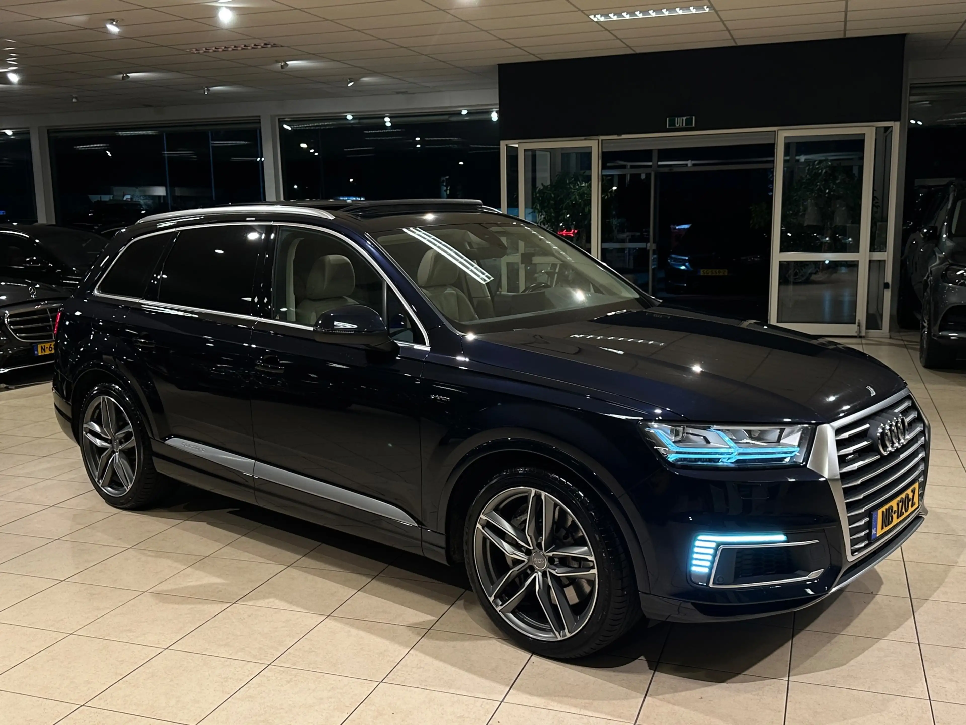 Audi Q7 e-tron 3.0 TDI Quattro/TREKHAAK/PANO/MEMORY/BOSE/TOP — photo 6