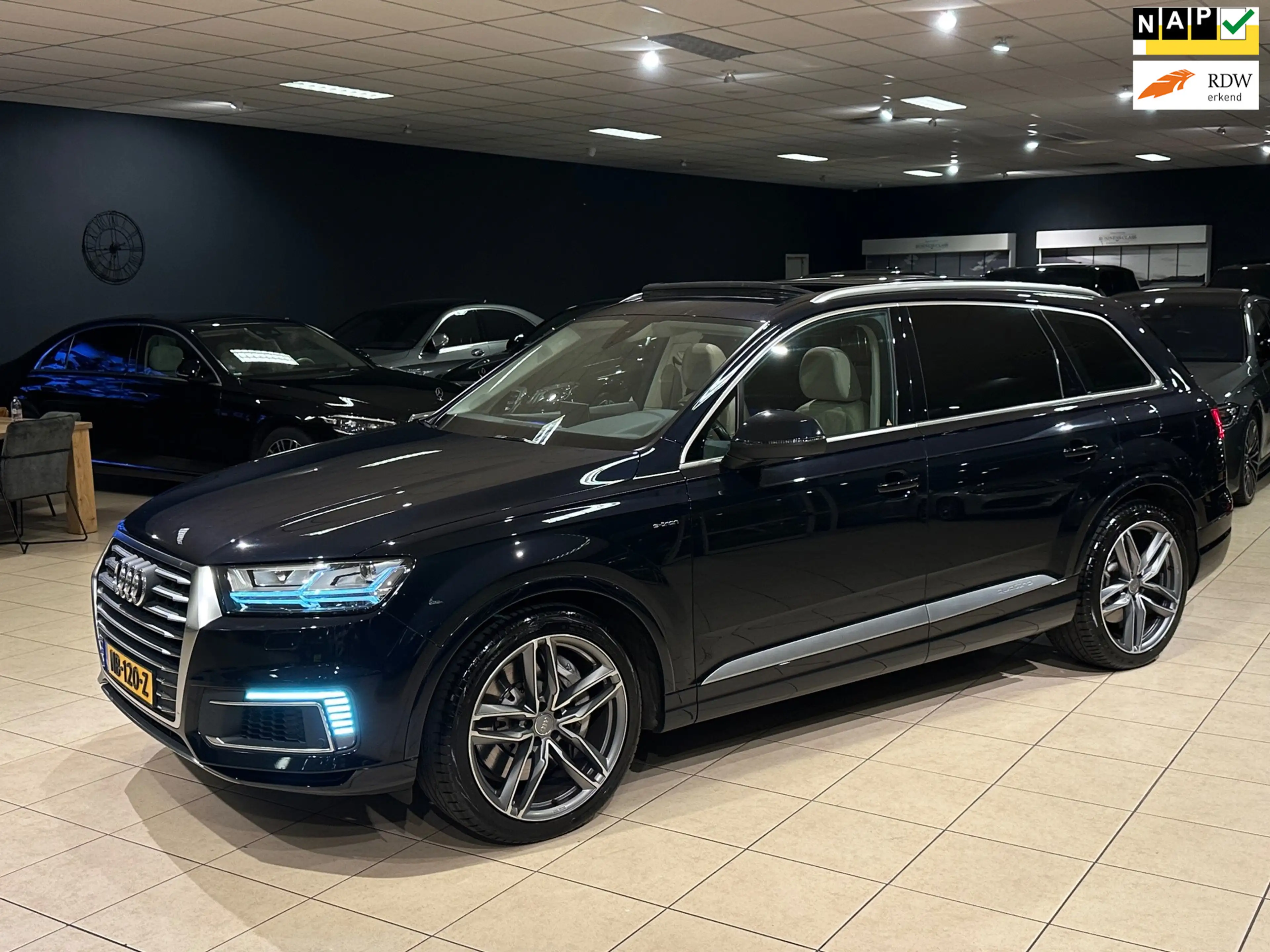 Audi Q7 e-tron 3.0 TDI Quattro/TREKHAAK/PANO/MEMORY/BOSE/TOP