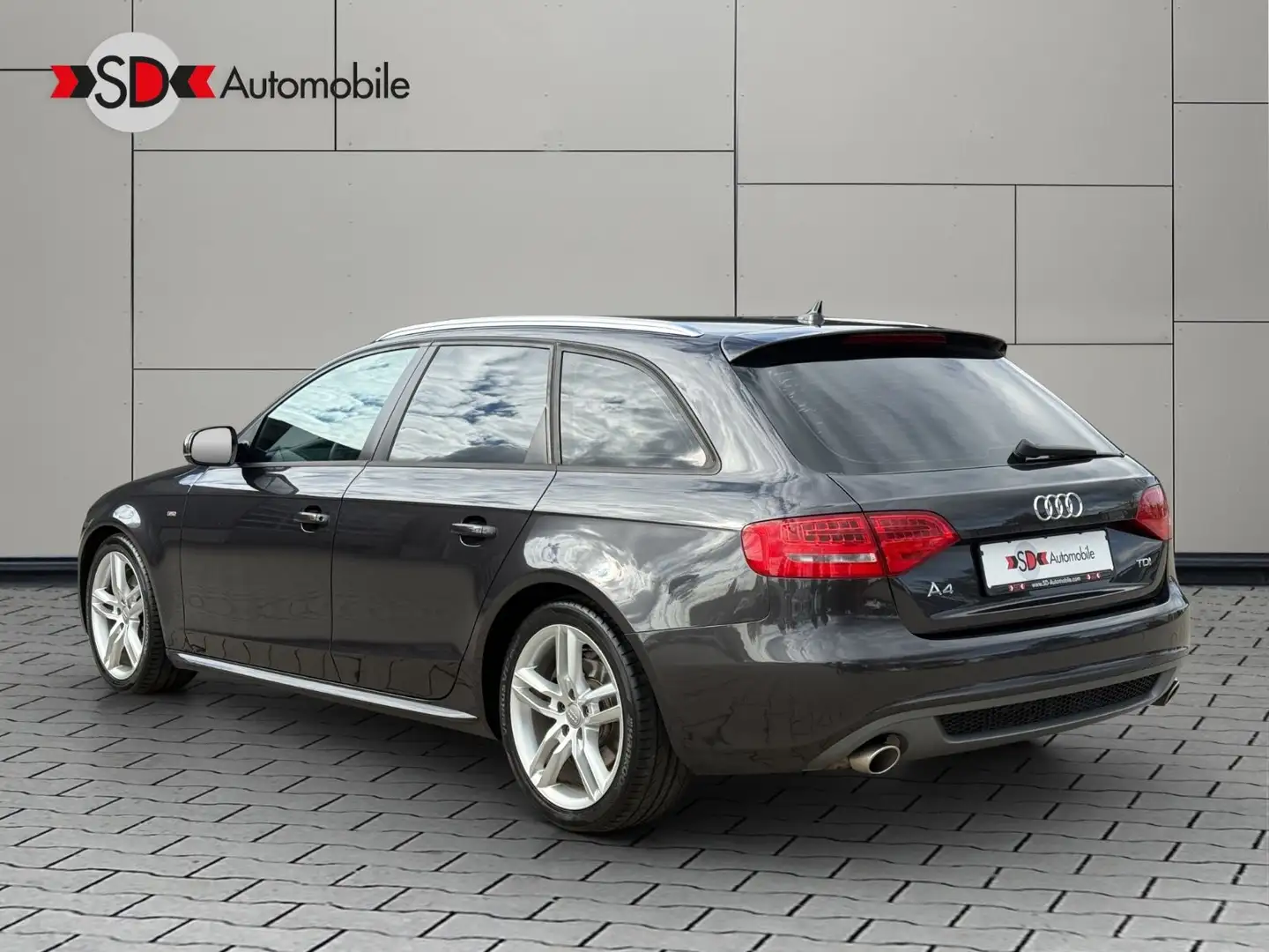 Audi A4 2.7 TDI S line Sportpaket / plus Bi-Xenon LED Grau - 2