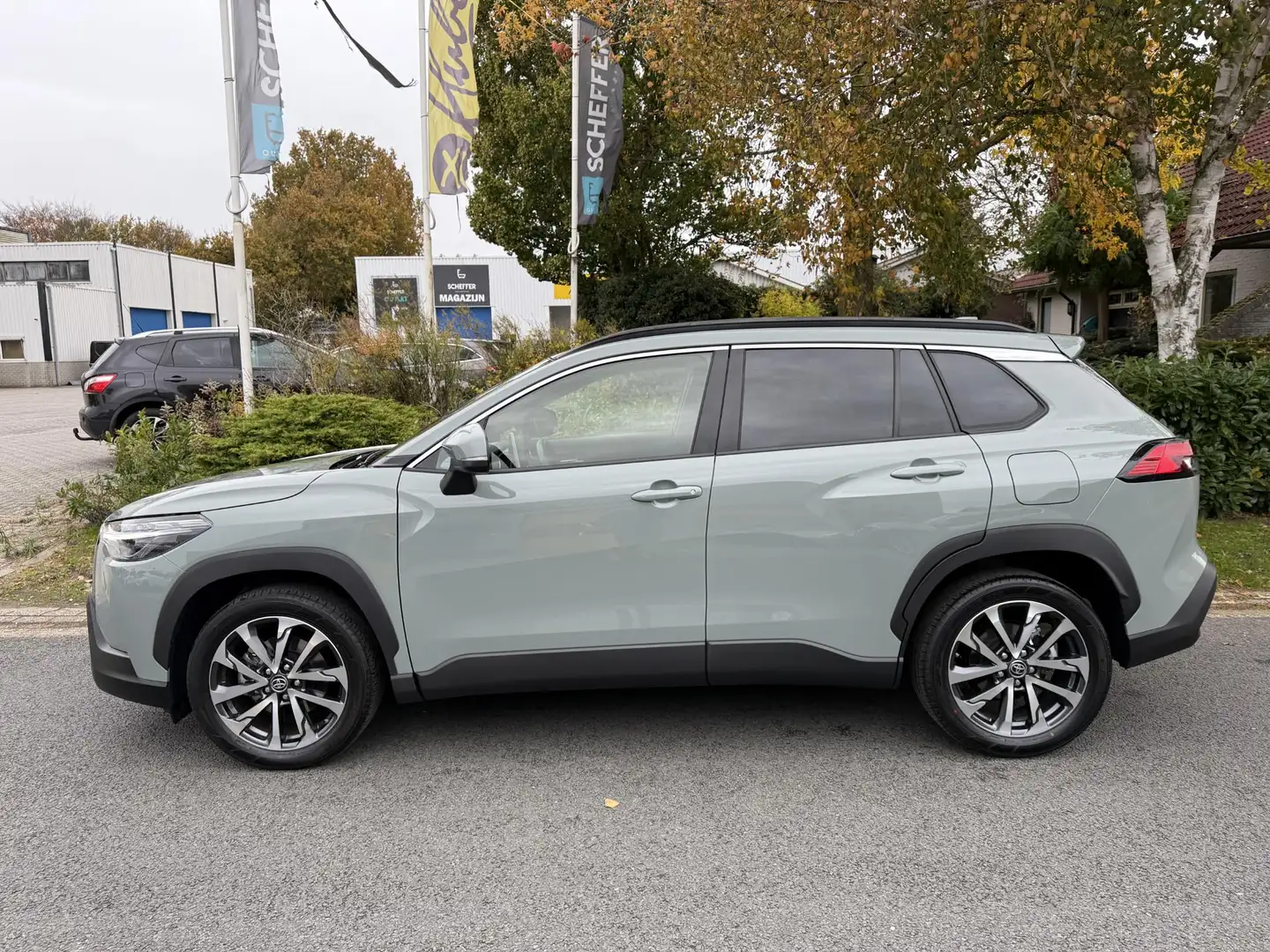 Toyota Corolla Cross 2.0-l-VVT-i Hybrid 197PK ACC•Camera - 2