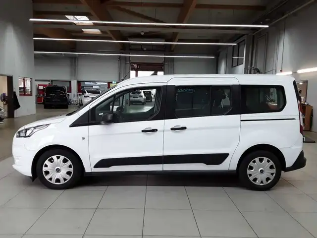 Ford Transit view 6