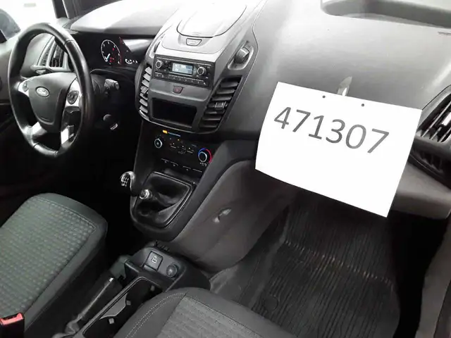 Ford Transit view 12