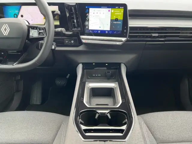 Renault Austral view 12