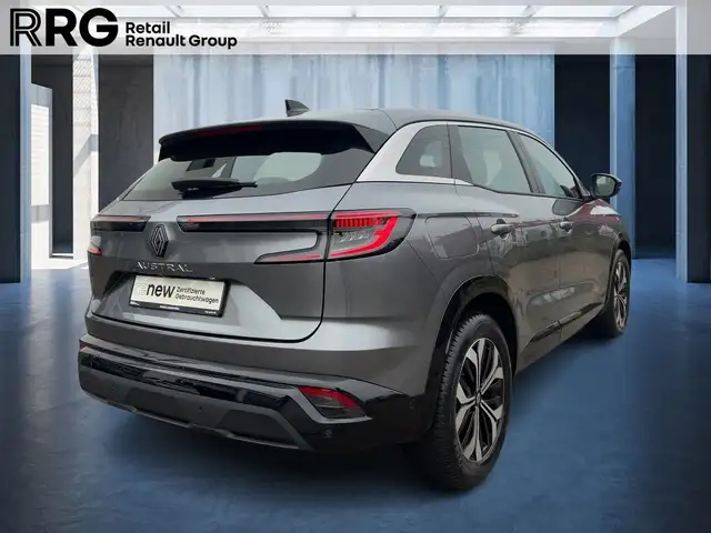 Renault Austral view 5