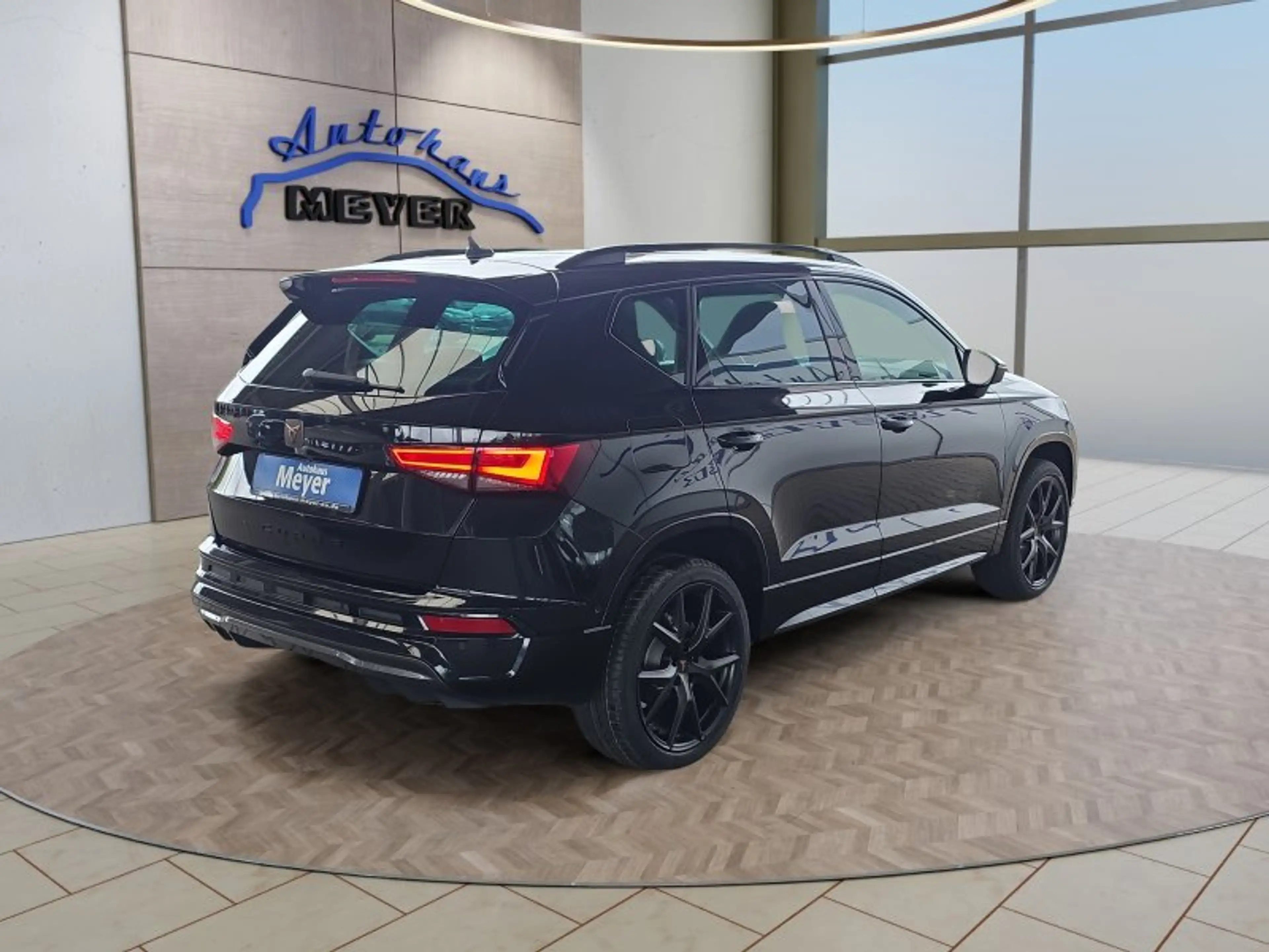 CUPRA Ateca 1,5TSI DSG 5*J.Gar/AHK/Leder/Pano/Navi/el.Klappe — photo 5