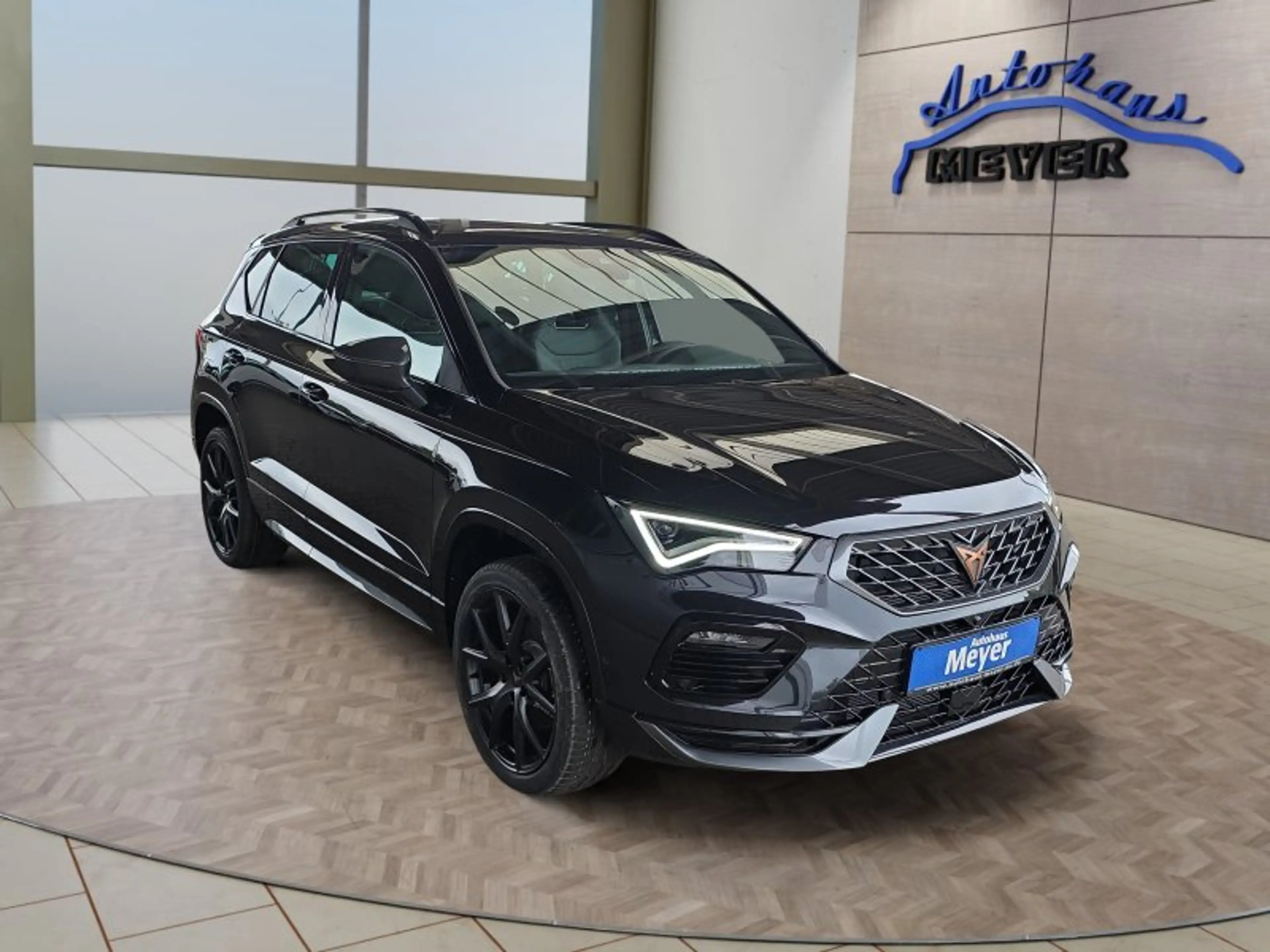CUPRA Ateca 1,5TSI DSG 5*J.Gar/AHK/Leder/Pano/Navi/el.Klappe — photo 7