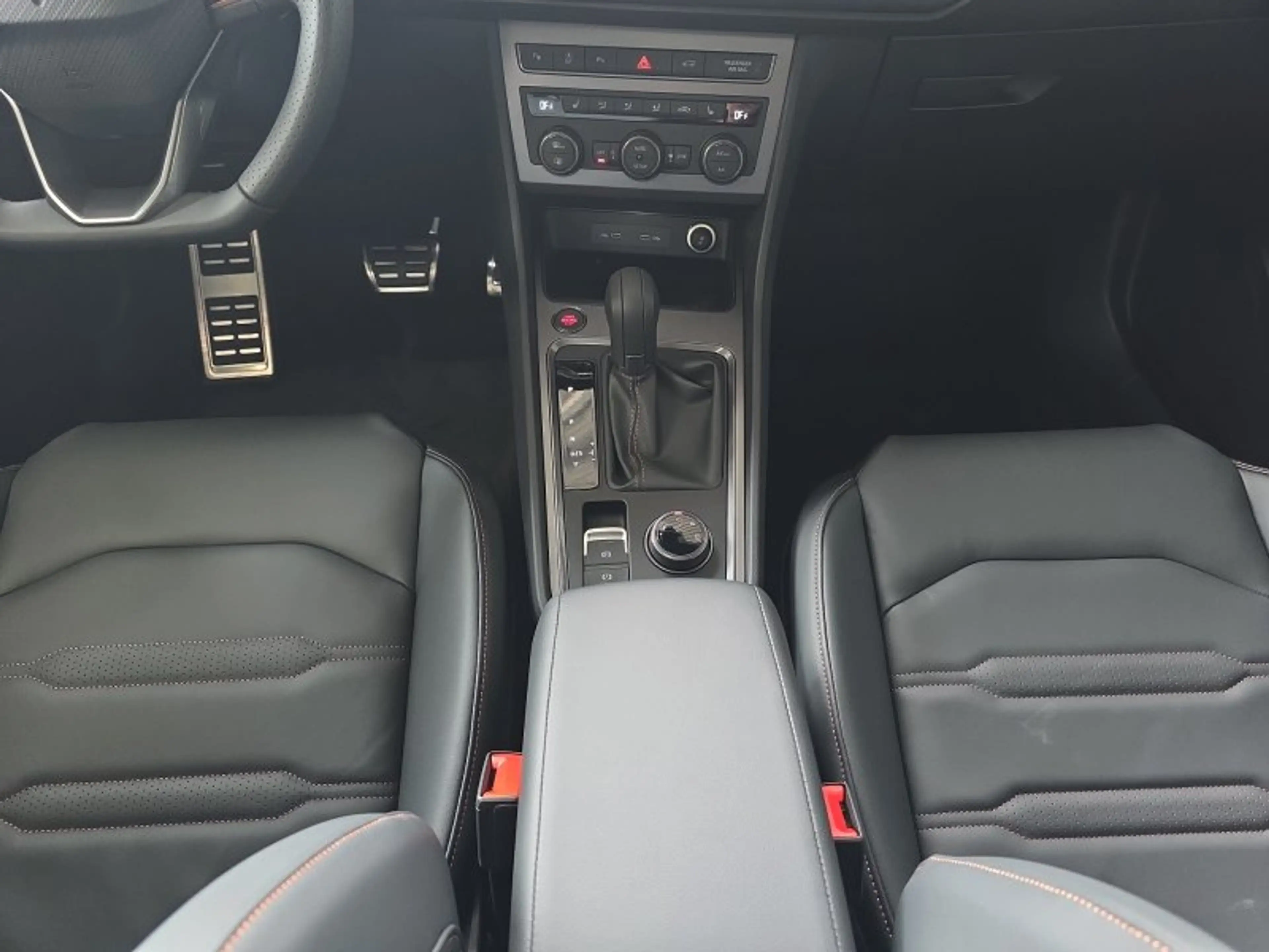CUPRA Ateca 1,5TSI DSG 5*J.Gar/AHK/Leder/Pano/Navi/el.Klappe — photo 12