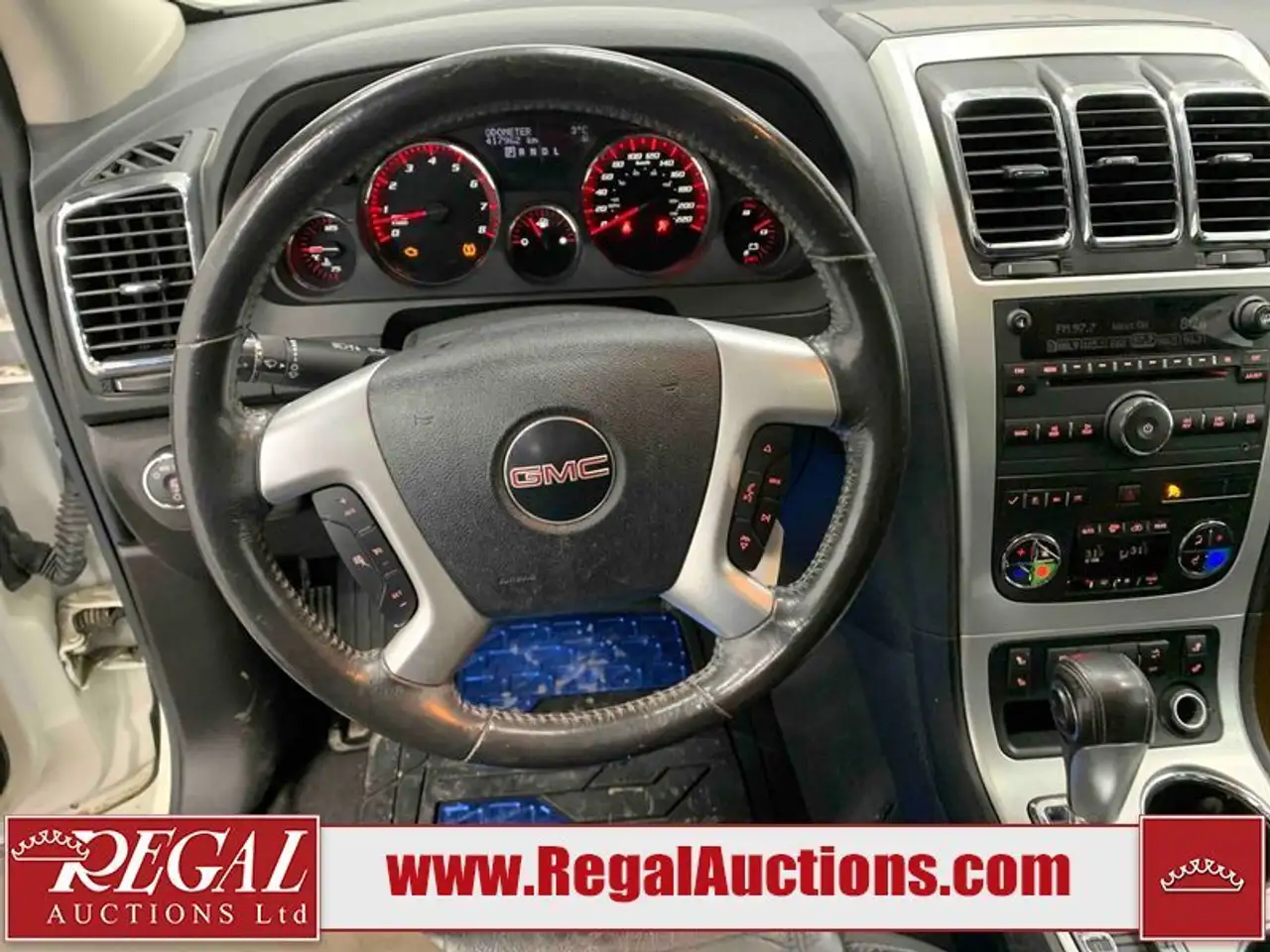 GMC Acadia photo GMC Acadia