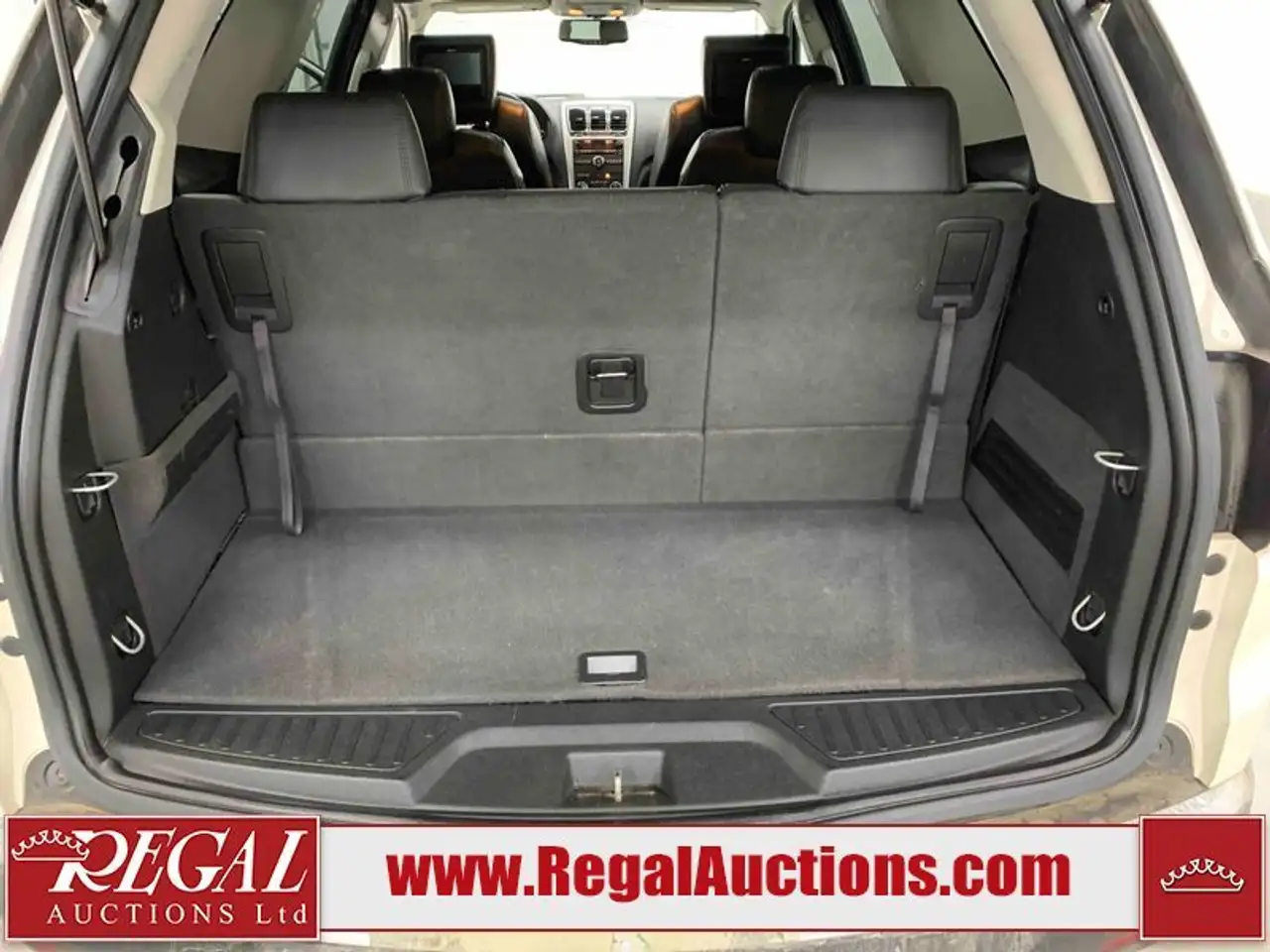 GMC Acadia photo GMC Acadia