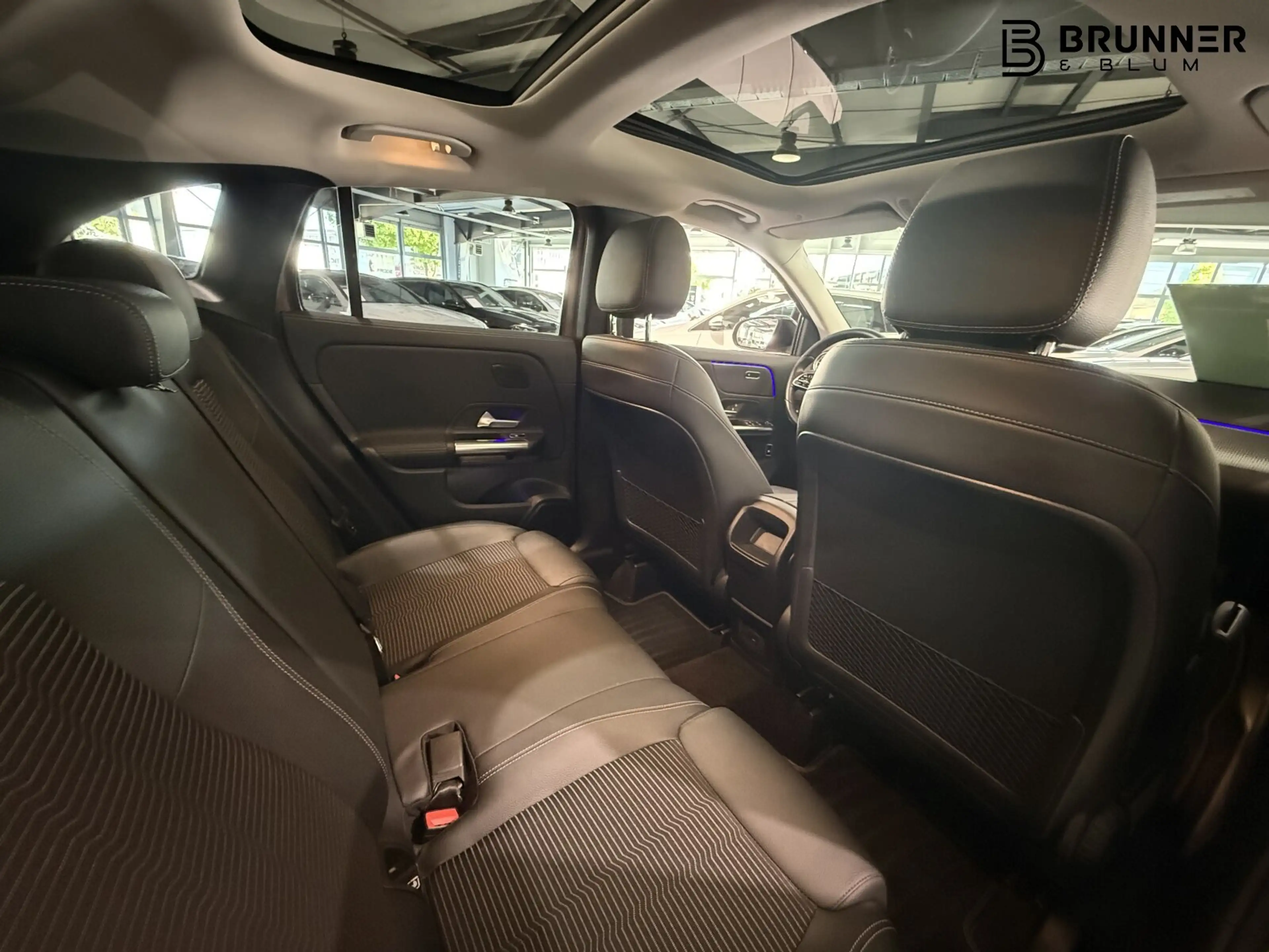 Mercedes-Benz GLA 250 GLA 250 Progr.,Kamera,Pano,MBUX,LED,Night,Sound, — photo 10