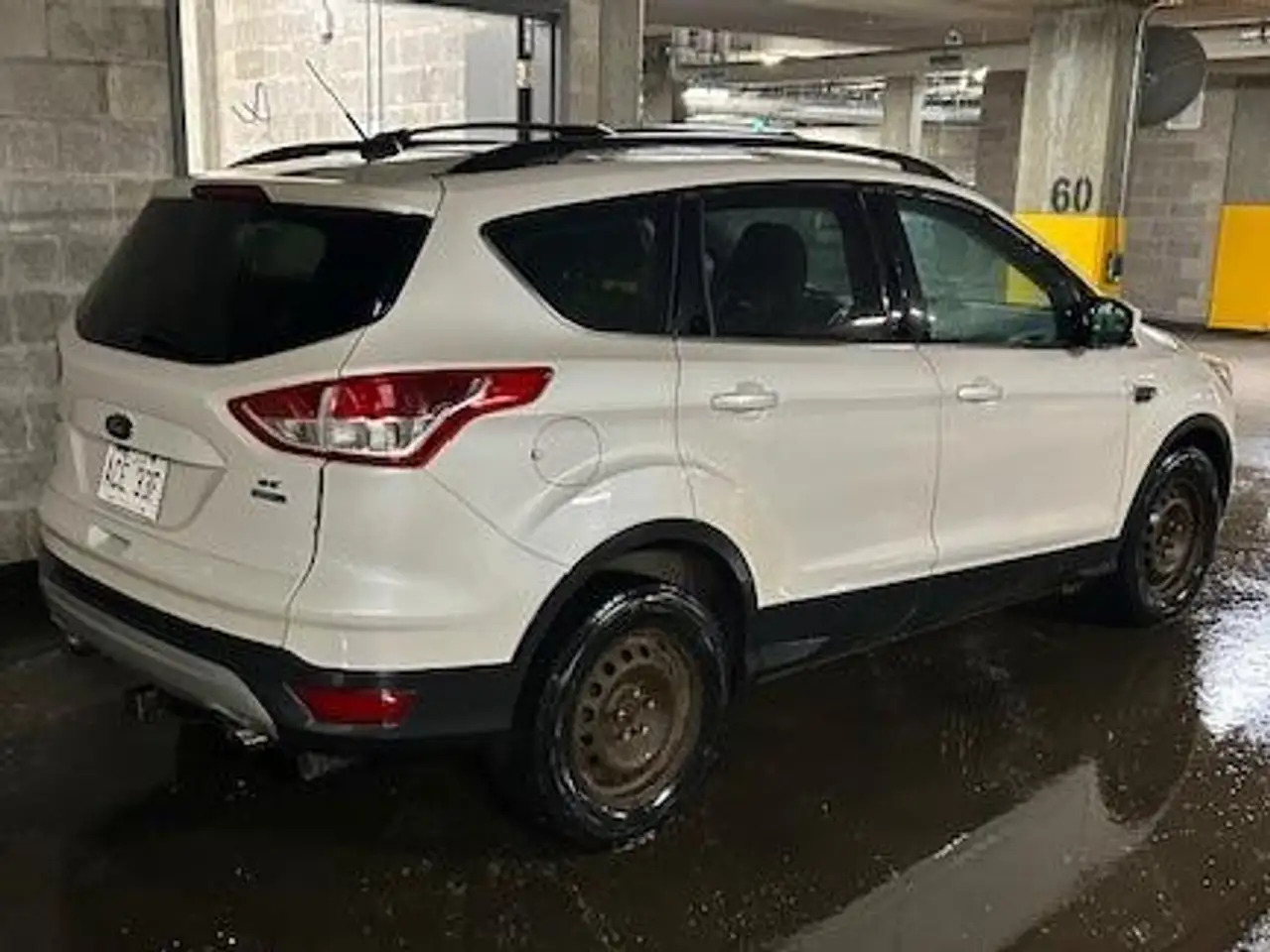 Ford Escape снимка Ford Escape